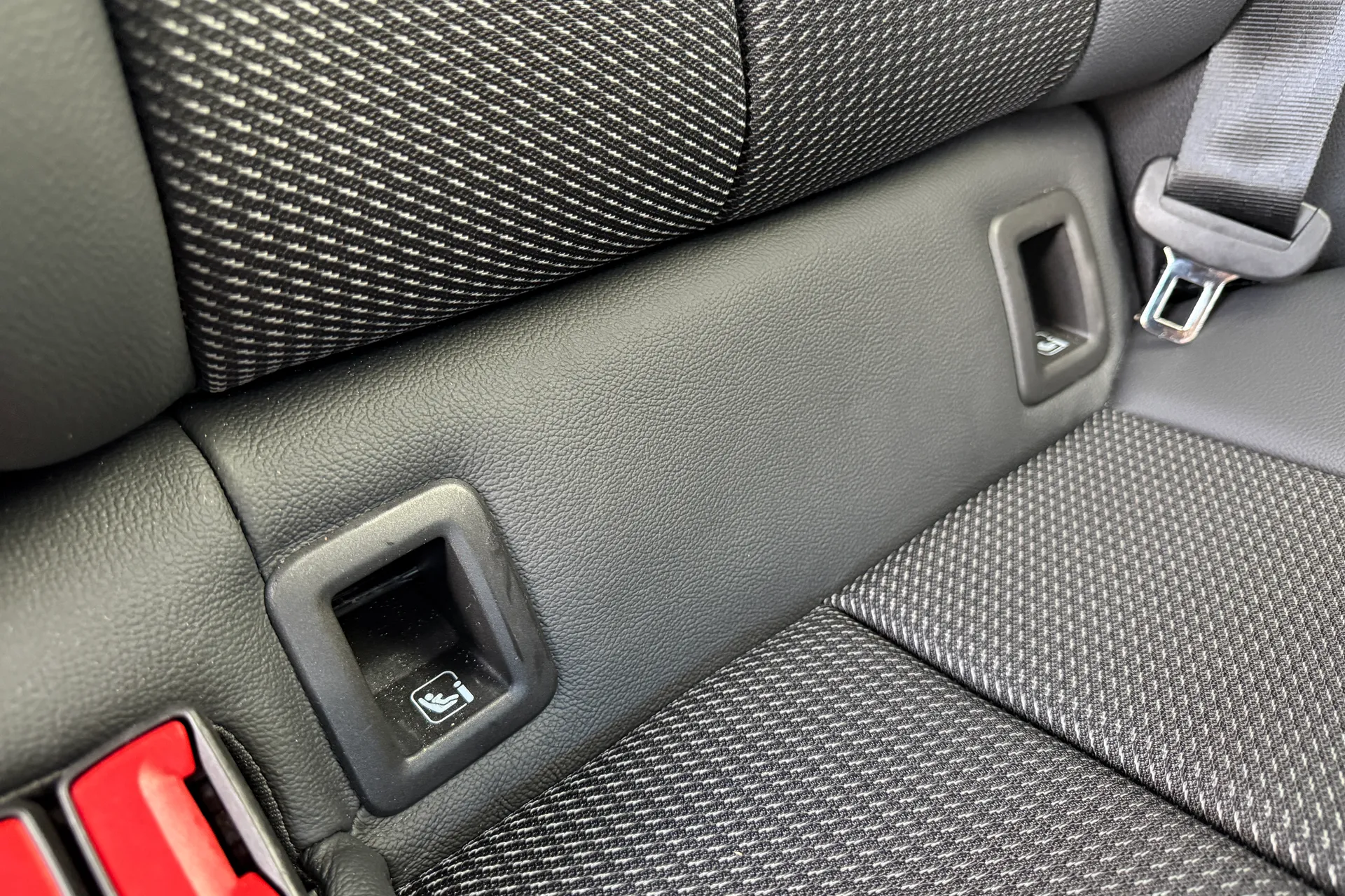 Audi Q2 thumbnail image number 48