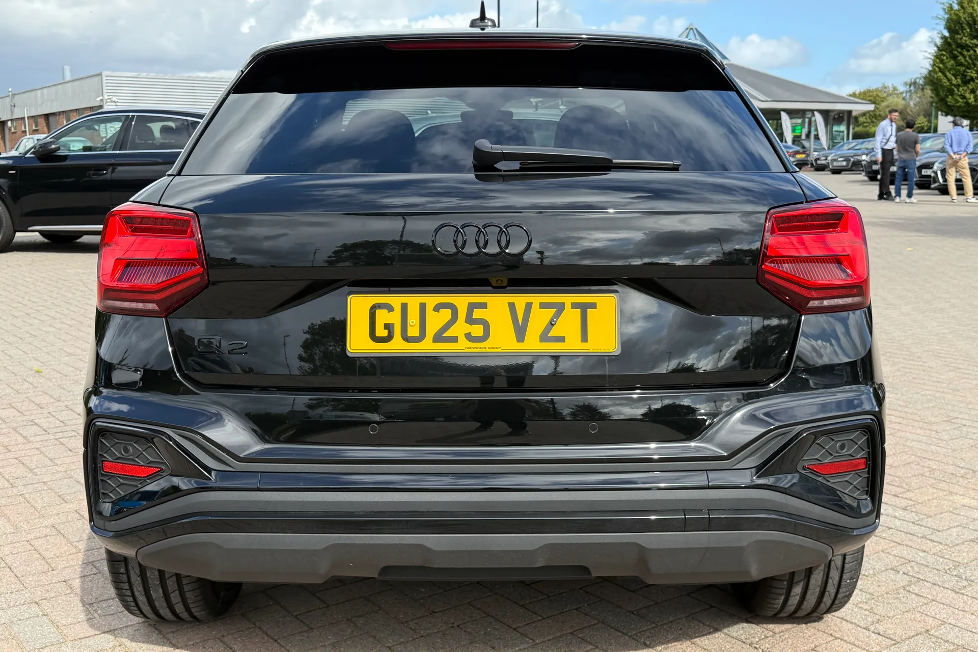 Audi Q2 thumbnail image number 33
