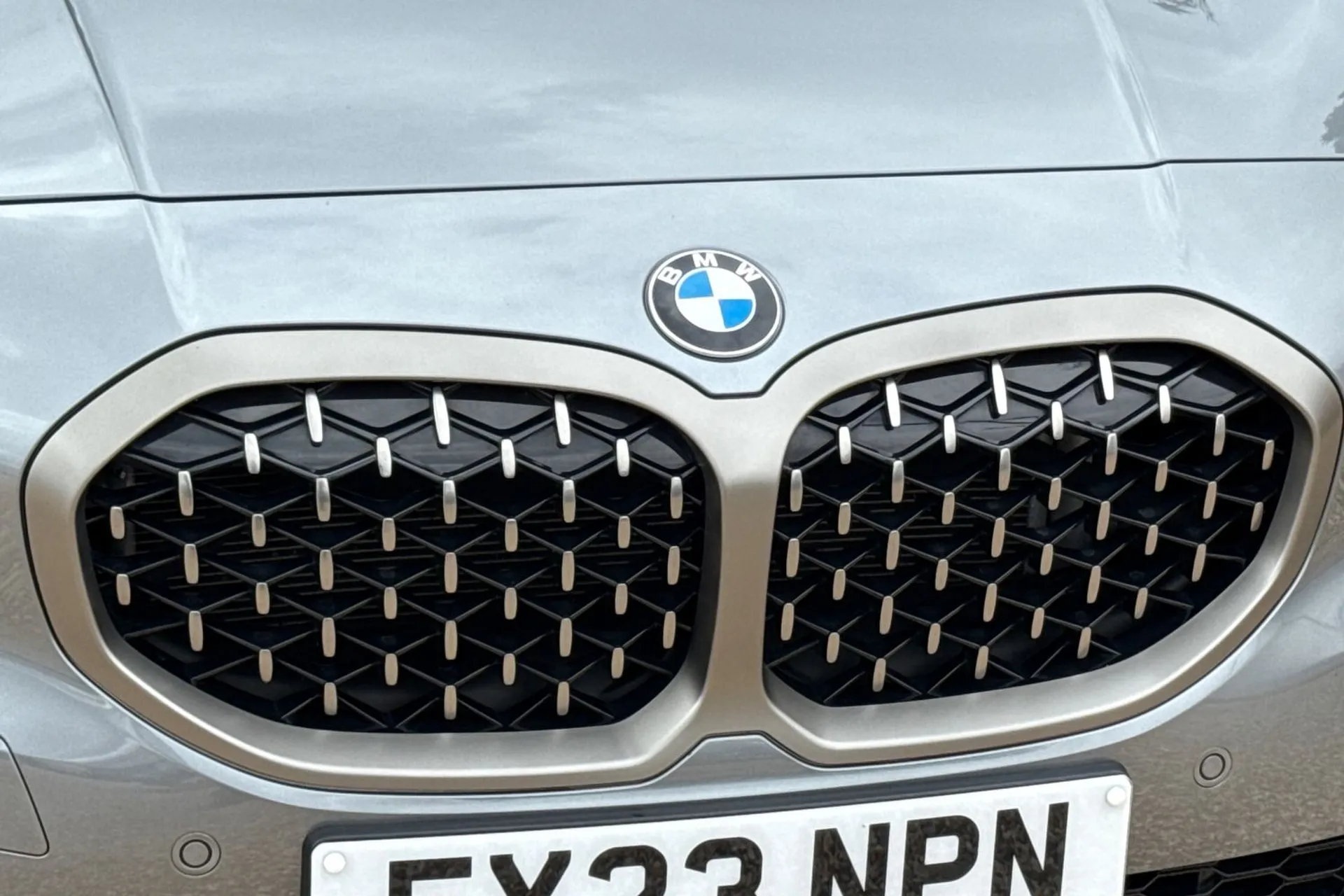 BMW 1 SERIES thumbnail image number 43