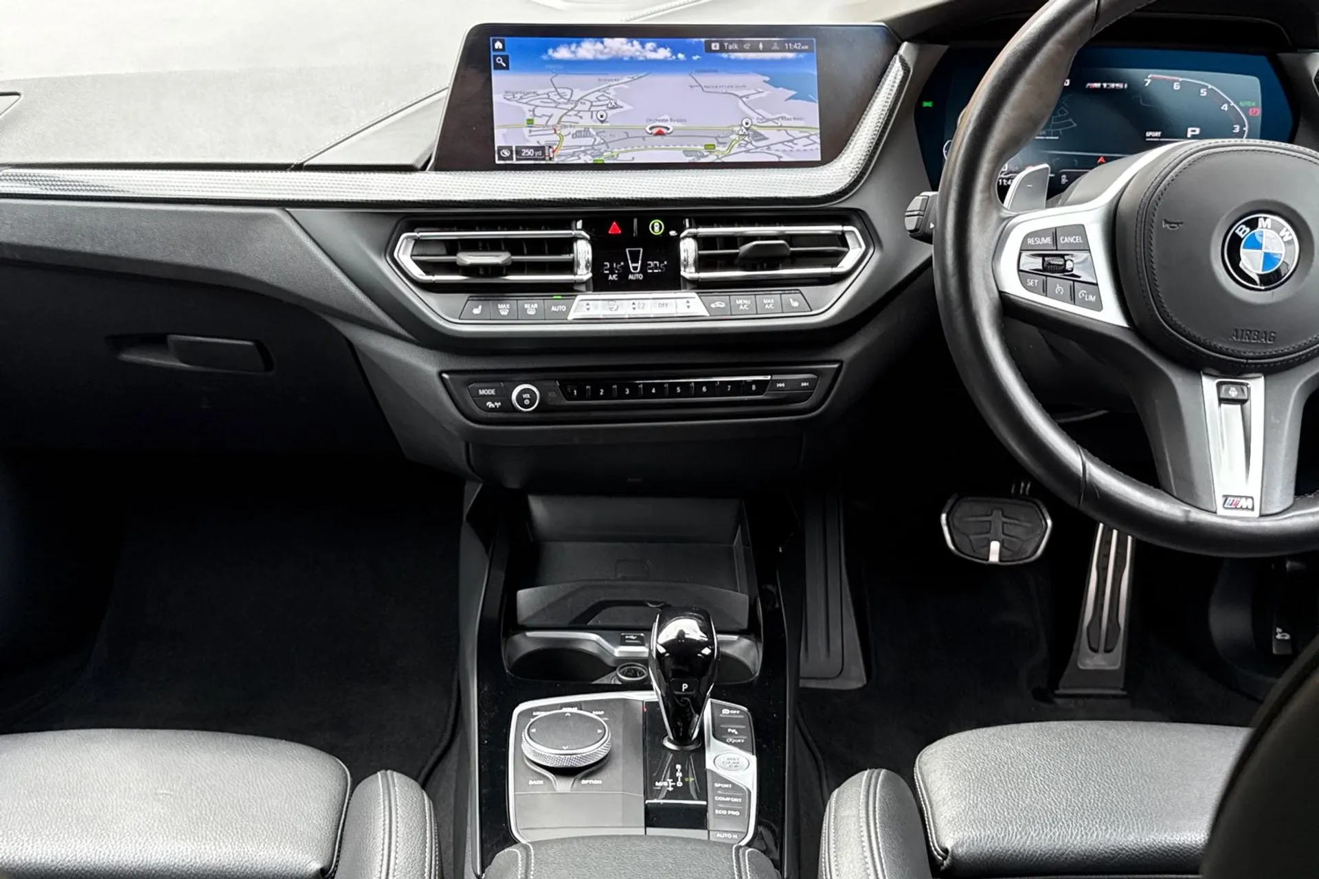BMW 1 SERIES thumbnail image number 37