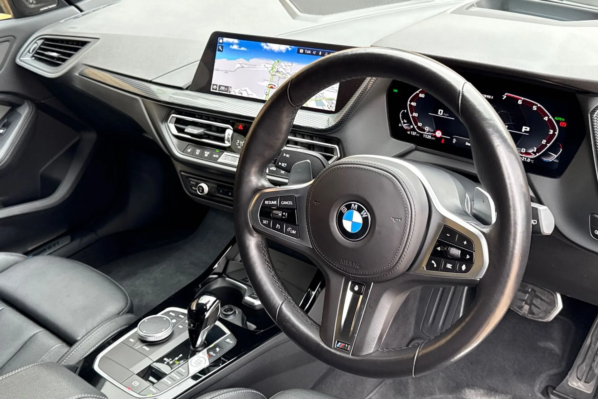 BMW 1 SERIES thumbnail image number 28