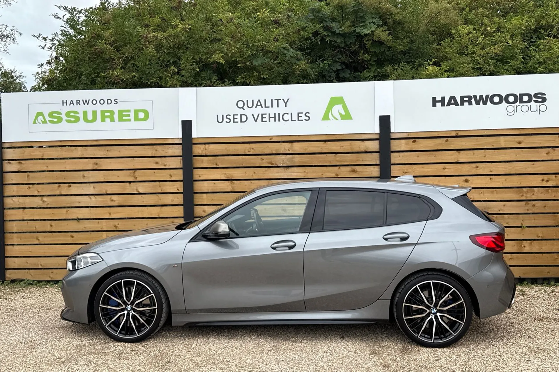 BMW 1 SERIES thumbnail image number 11