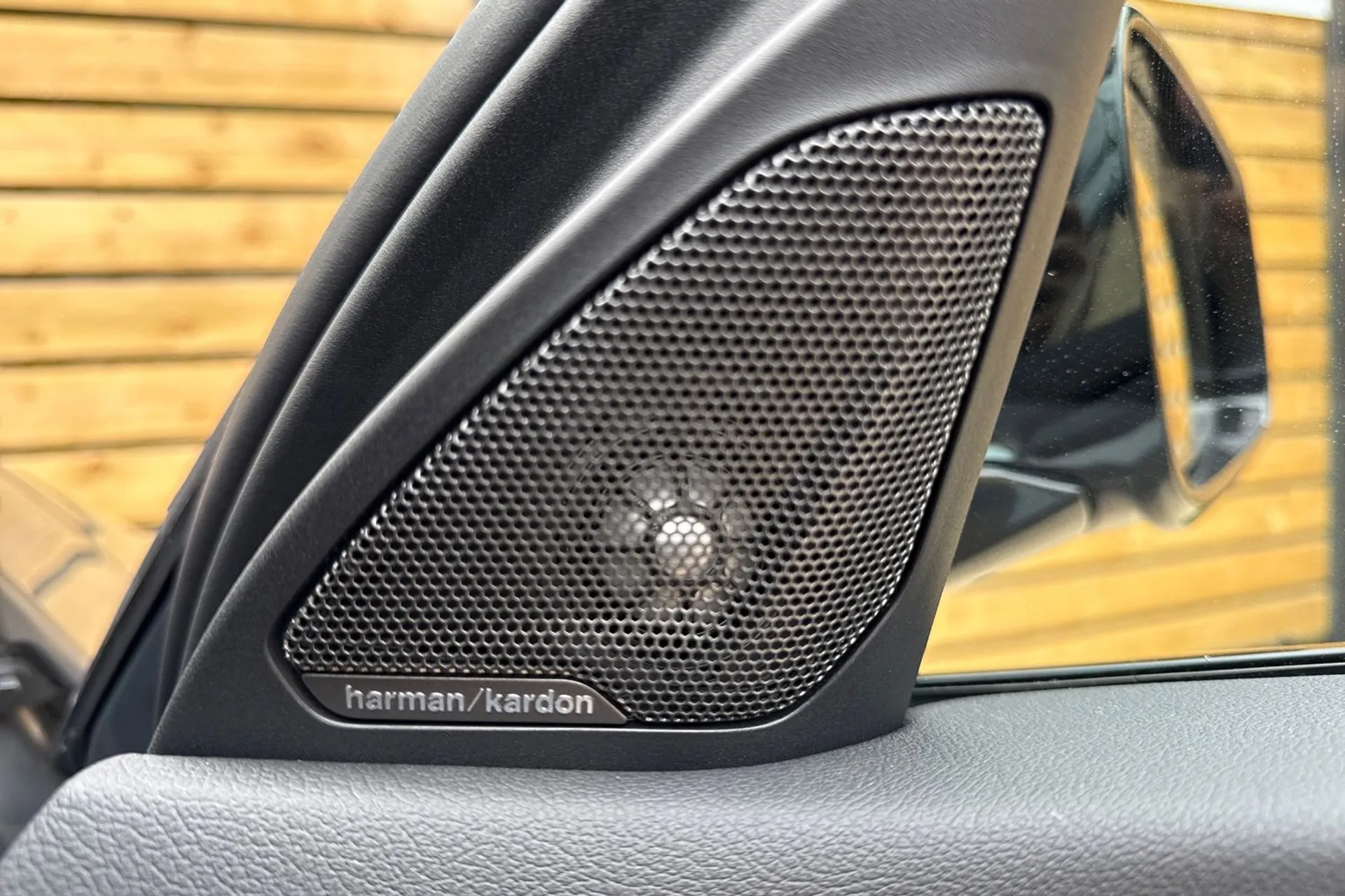 BMW 1 SERIES thumbnail image number 56