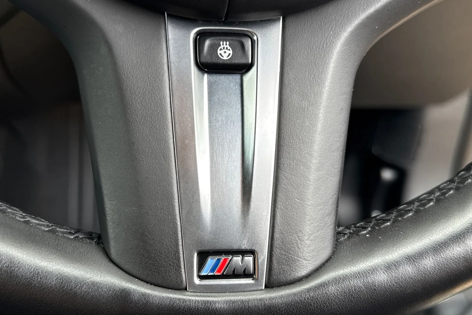 BMW 1 SERIES thumbnail image number 55