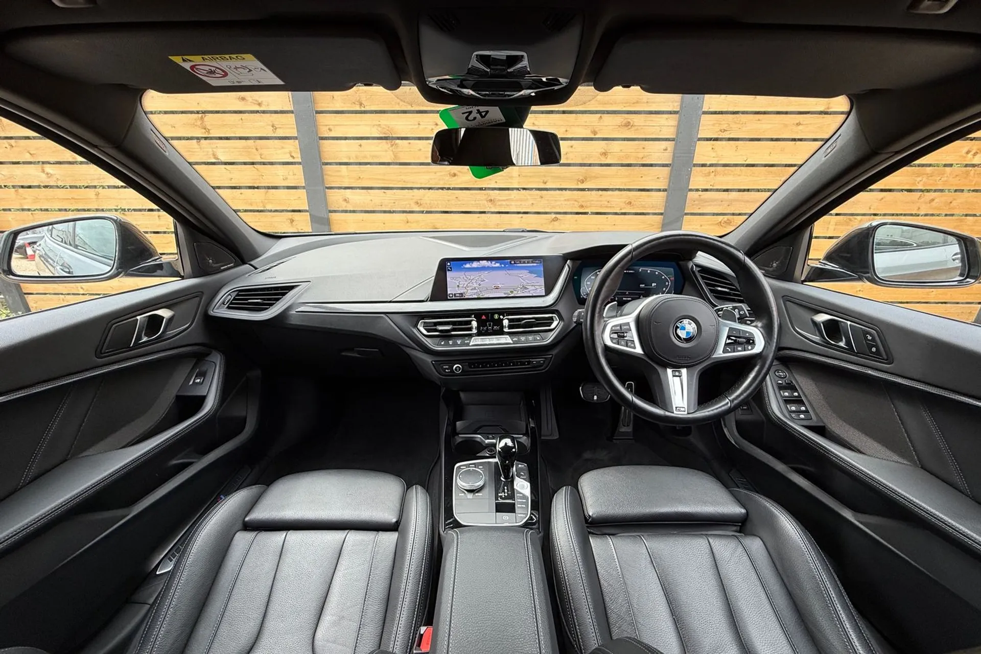 BMW 1 SERIES thumbnail image number 3