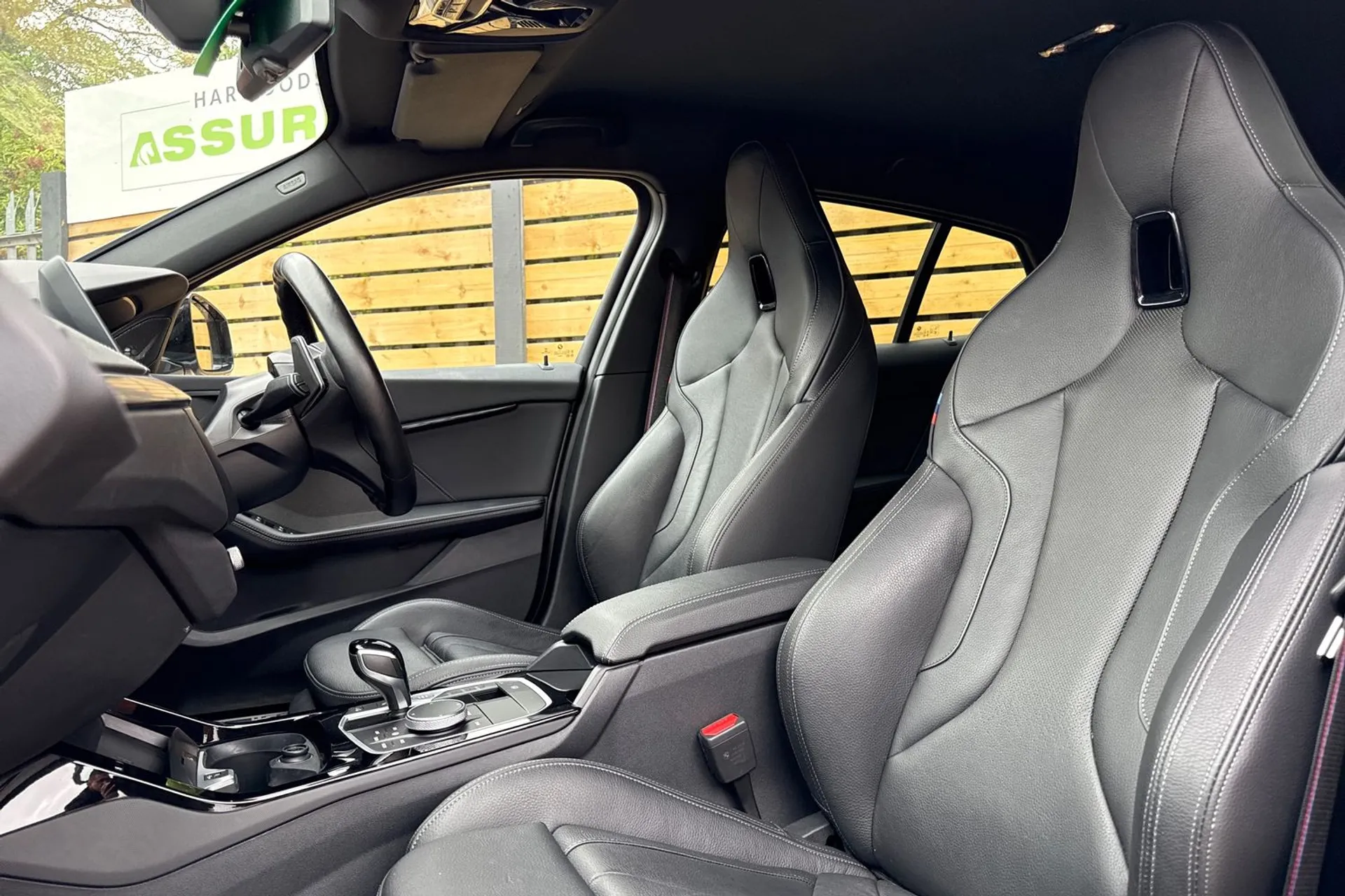 BMW 1 SERIES thumbnail image number 30