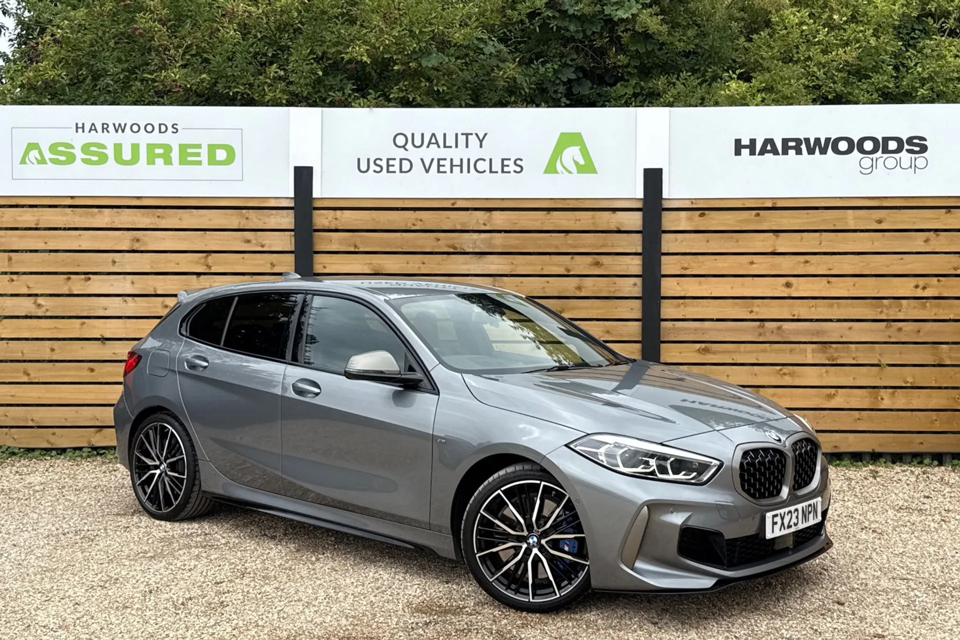BMW 1 SERIES focused image