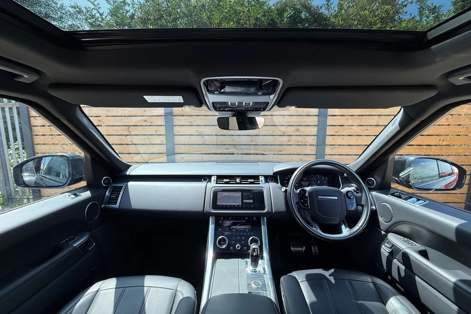 LAND ROVER RANGE ROVER SPORT thumbnail image number 3