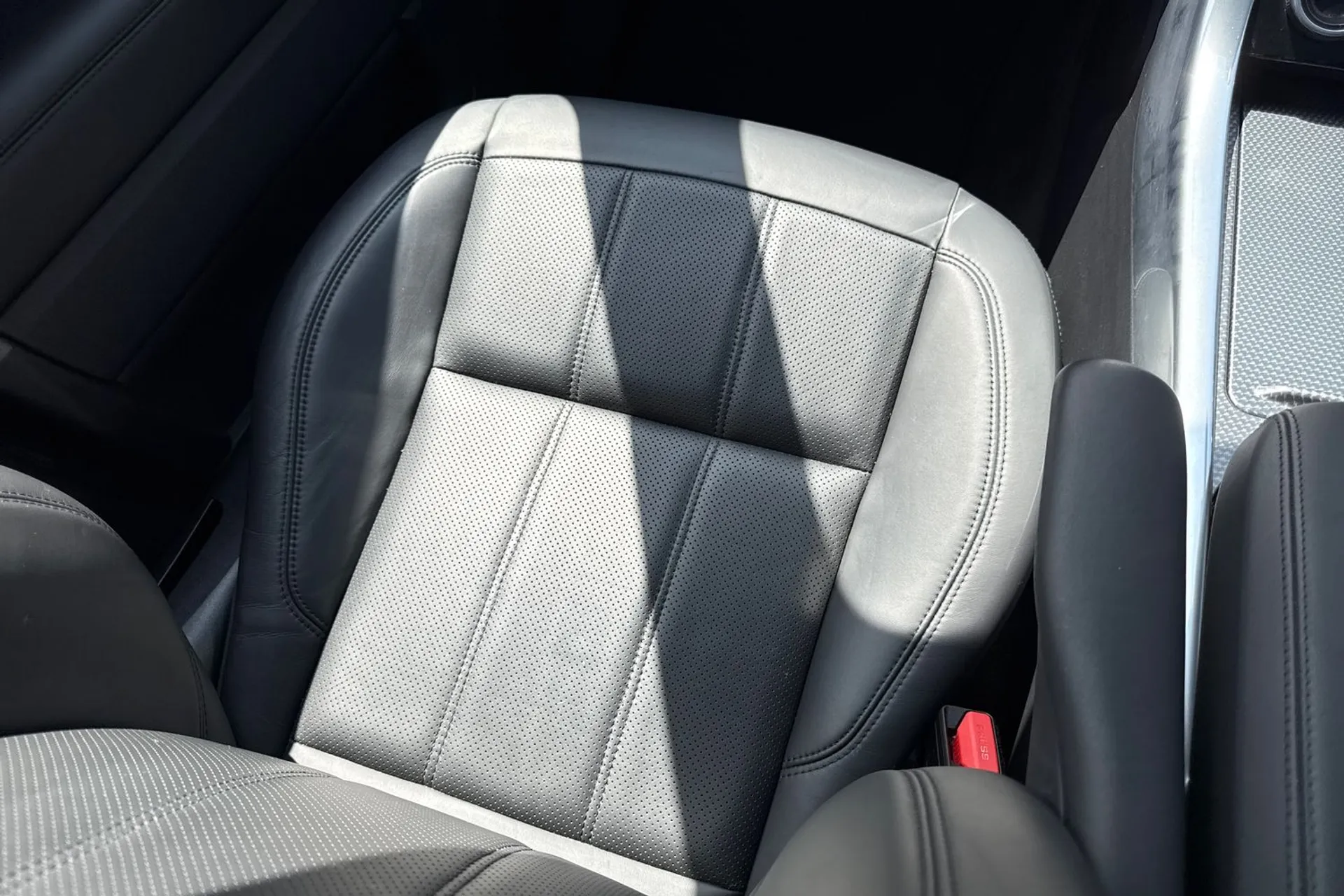 LAND ROVER RANGE ROVER SPORT thumbnail image number 35