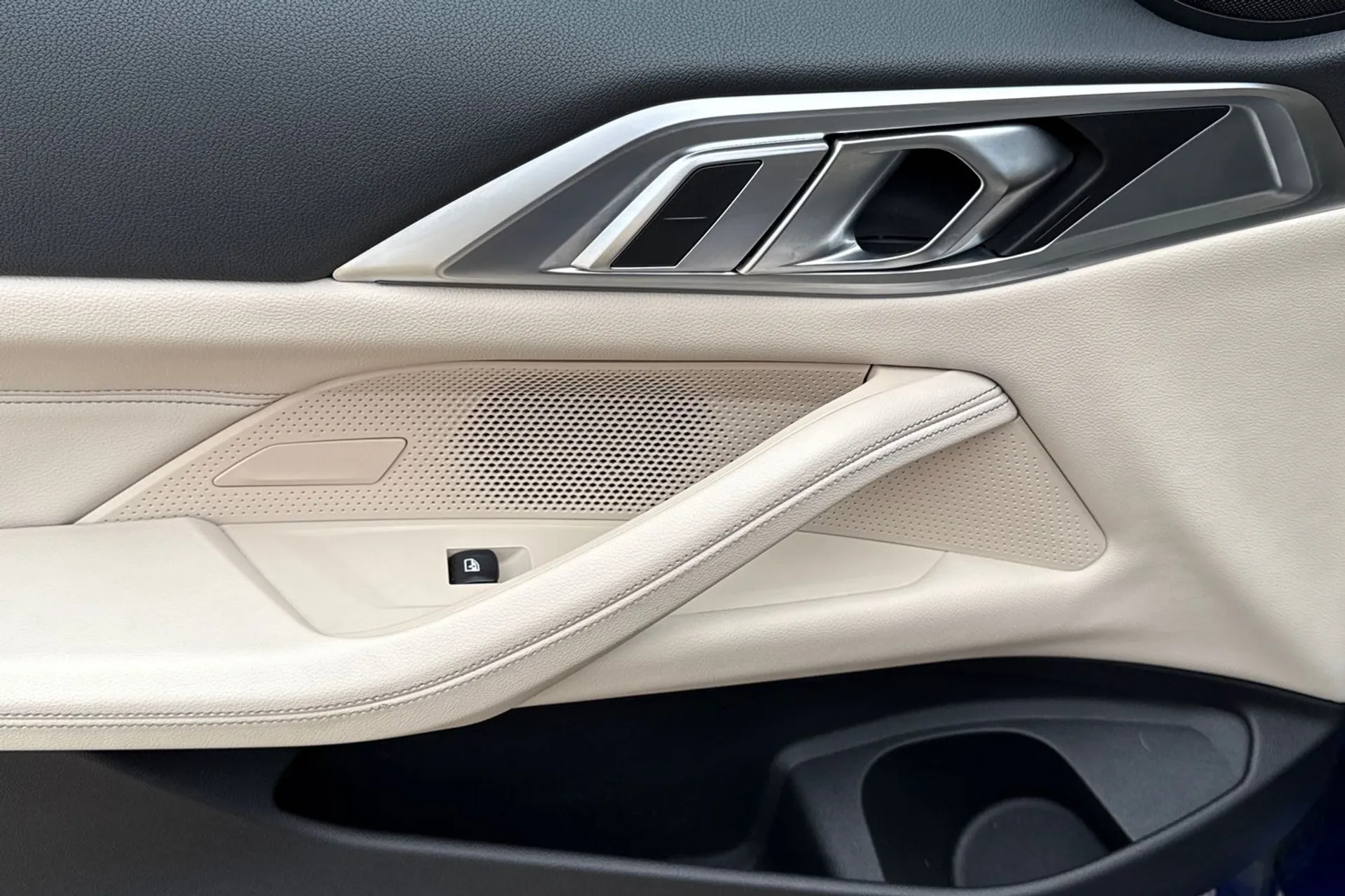 BMW 4 SERIES thumbnail image number 45