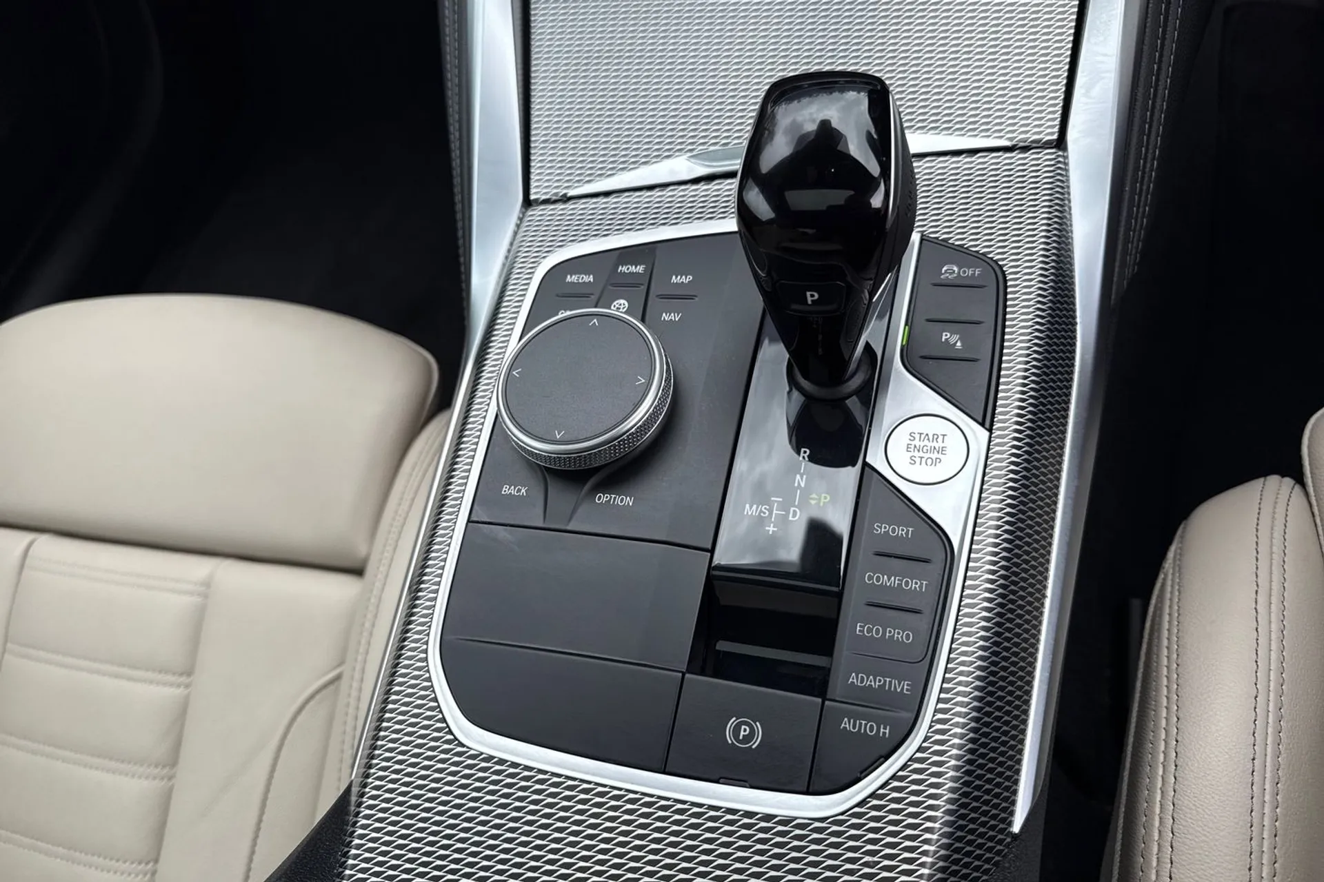 BMW 4 SERIES thumbnail image number 49