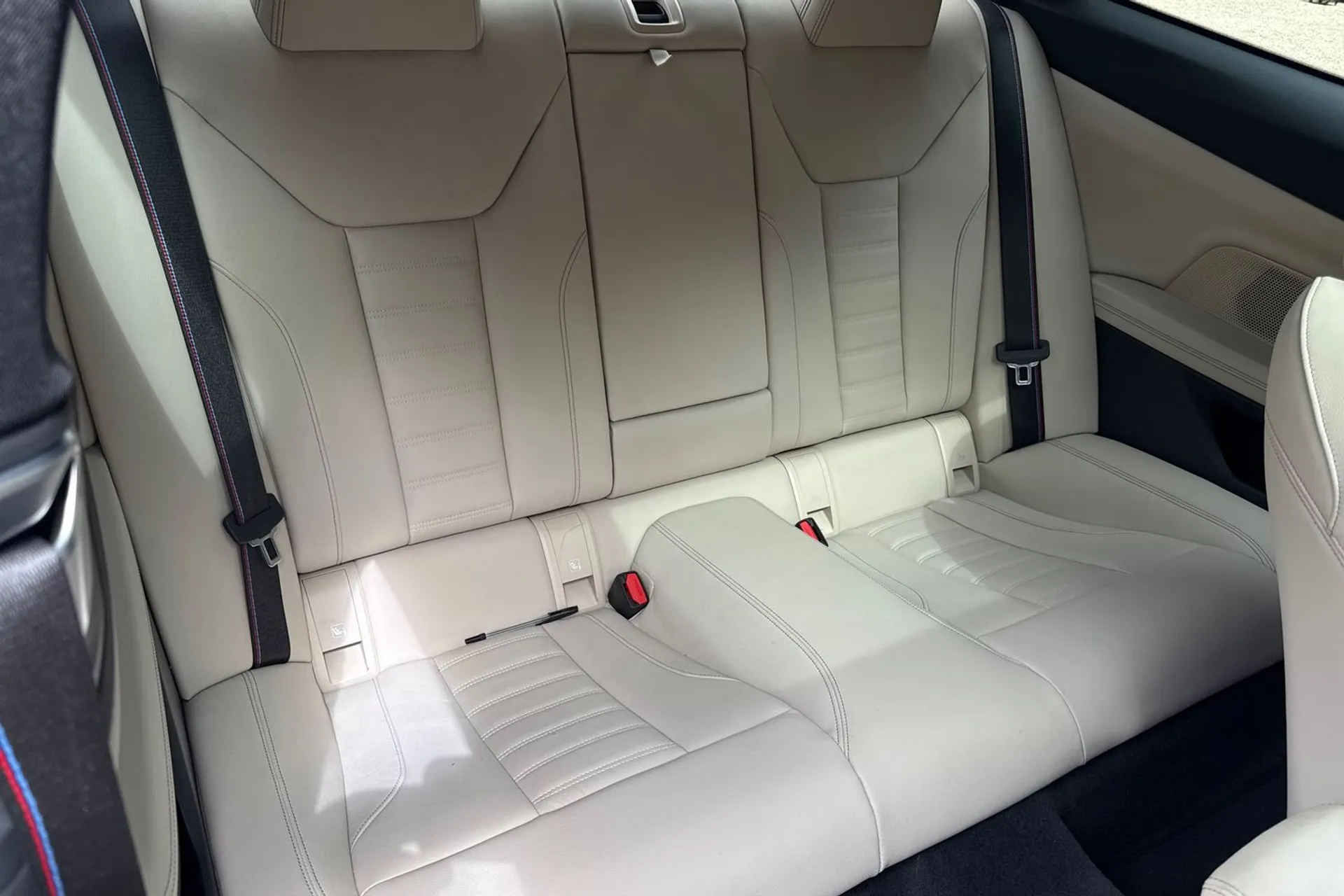 BMW 4 SERIES thumbnail image number 24