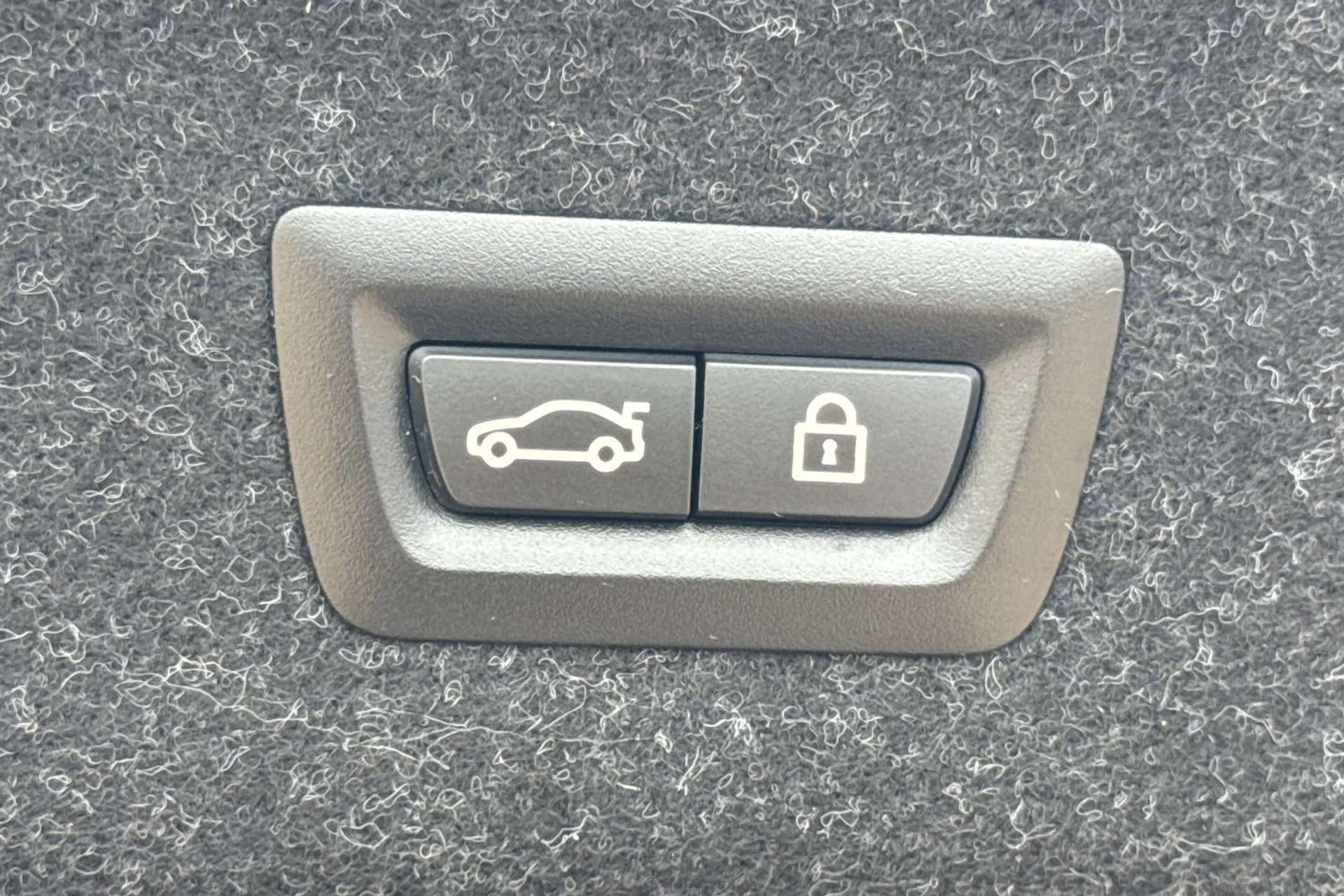 BMW 4 SERIES thumbnail image number 22