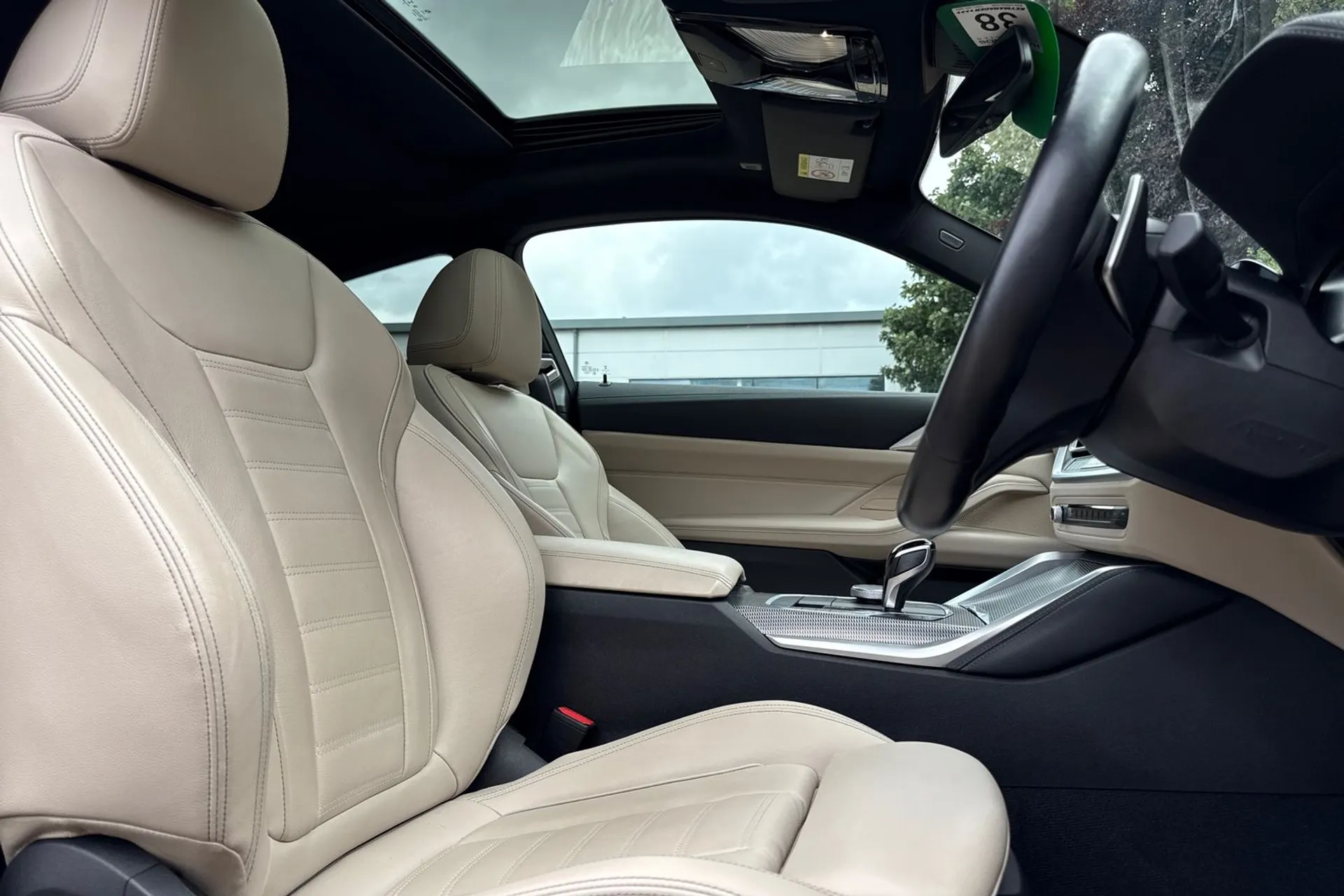 BMW 4 SERIES thumbnail image number 27