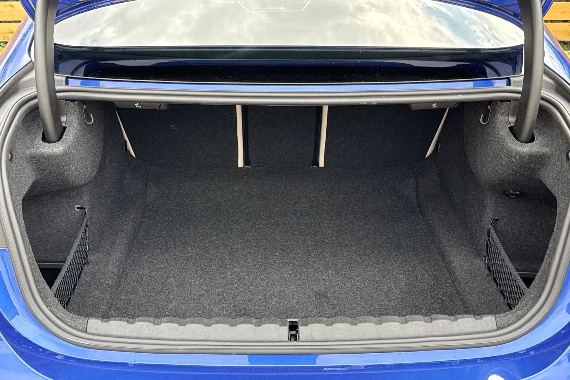 BMW 4 SERIES thumbnail image number 21