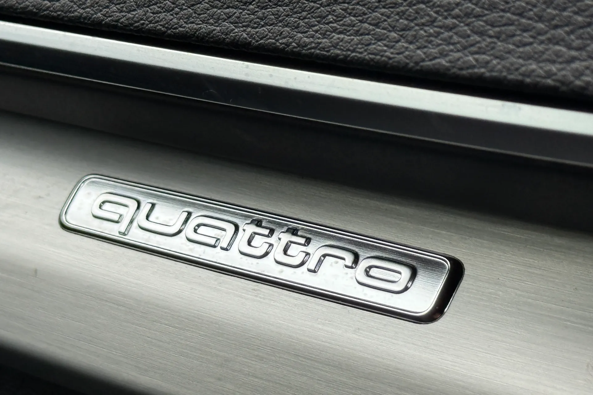 Audi Q5 thumbnail image number 27