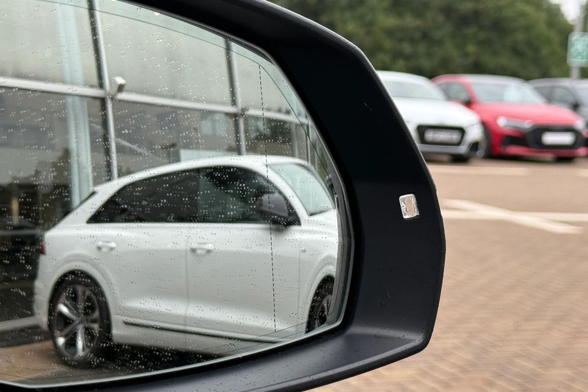 Audi Q5 thumbnail image number 28