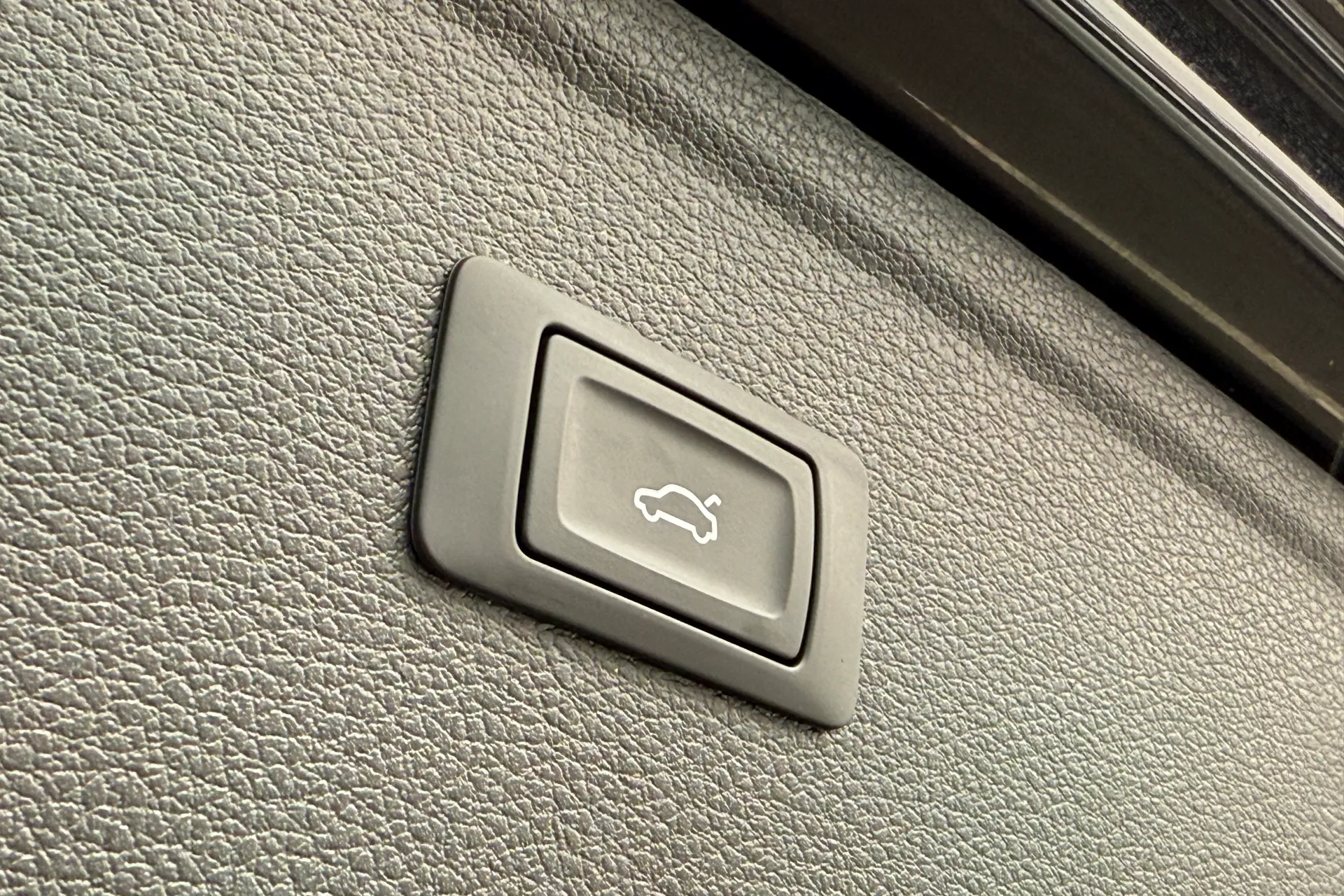 Audi Q5 thumbnail image number 44