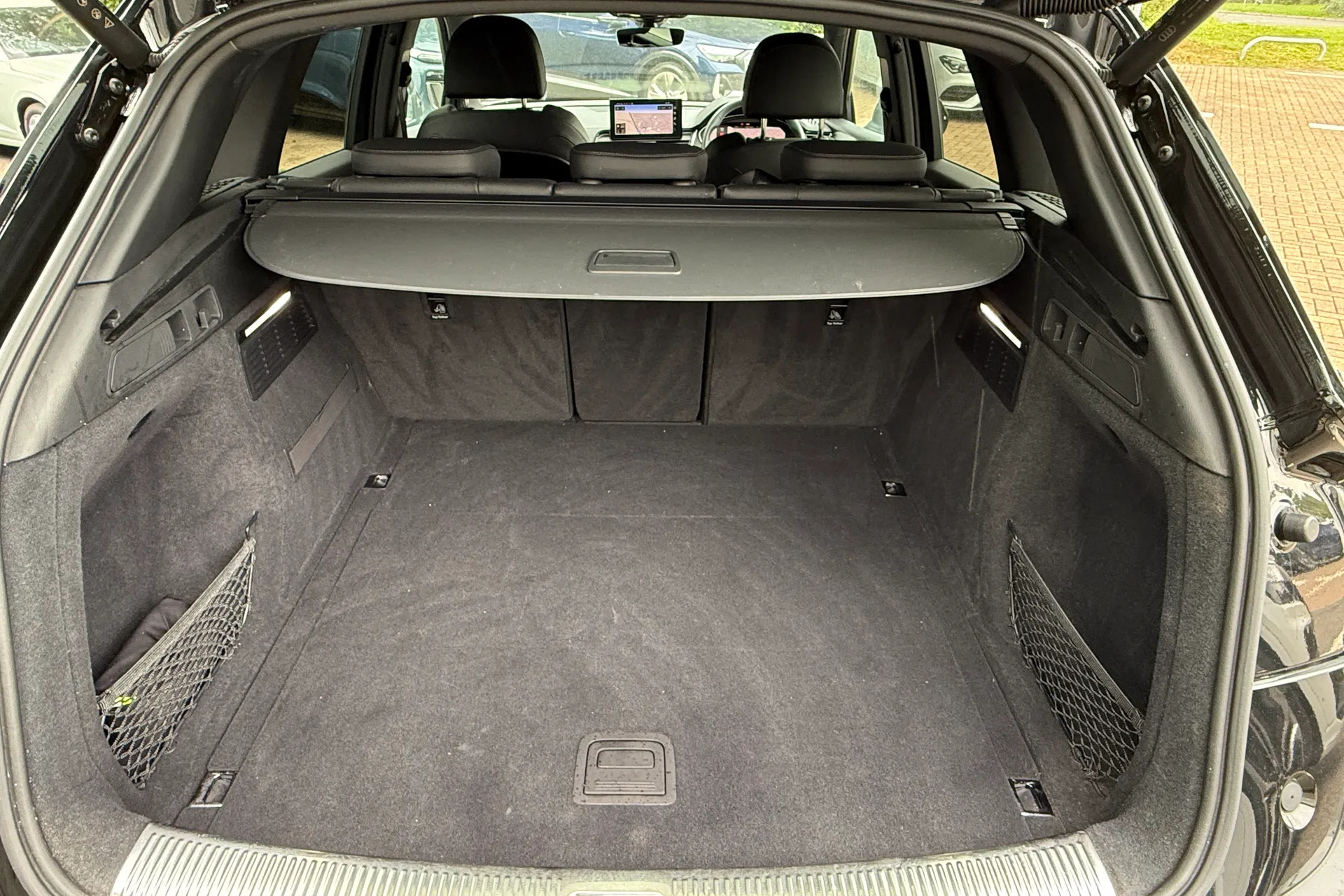Audi Q5 thumbnail image number 43
