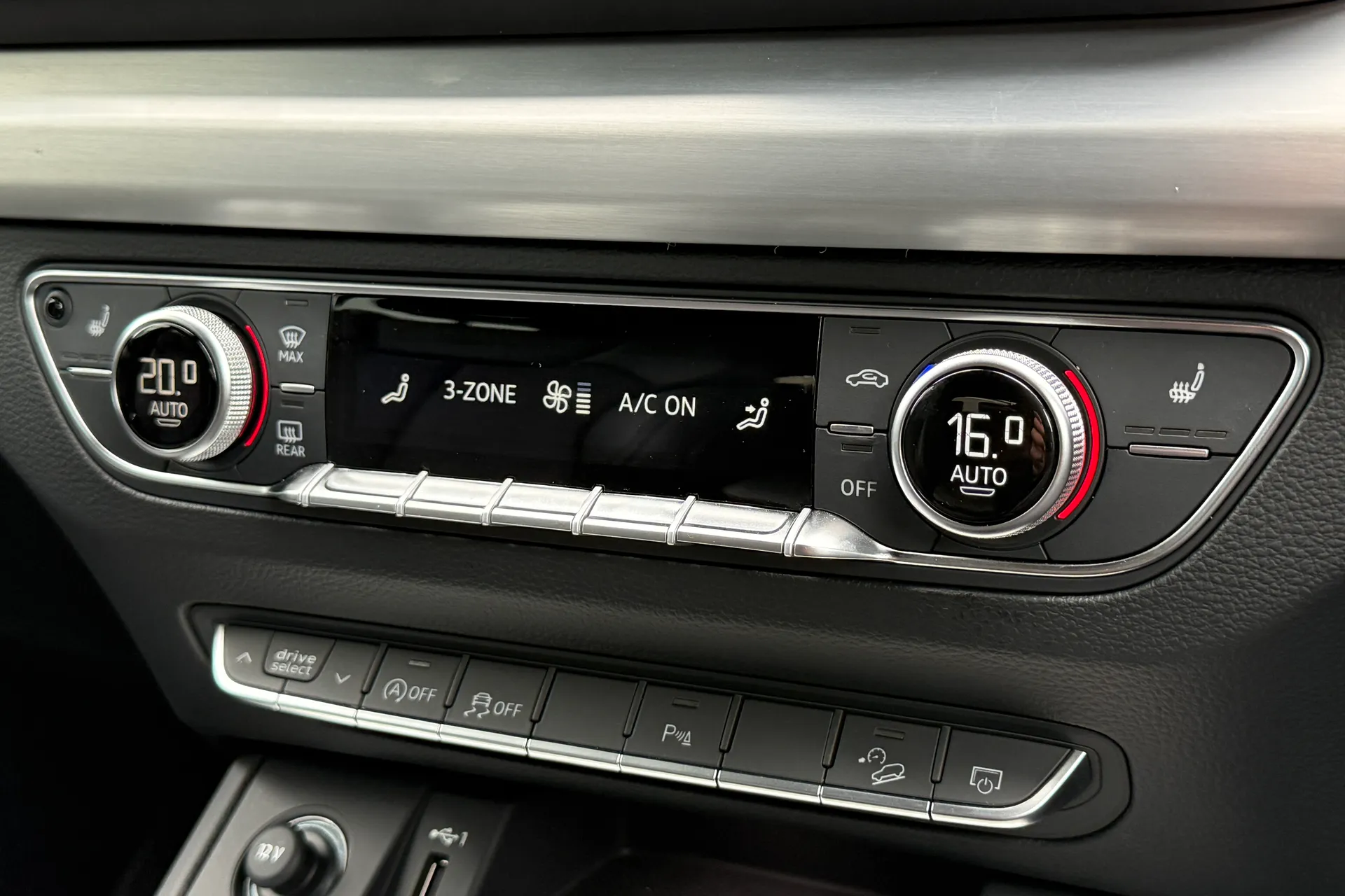 Audi Q5 thumbnail image number 25