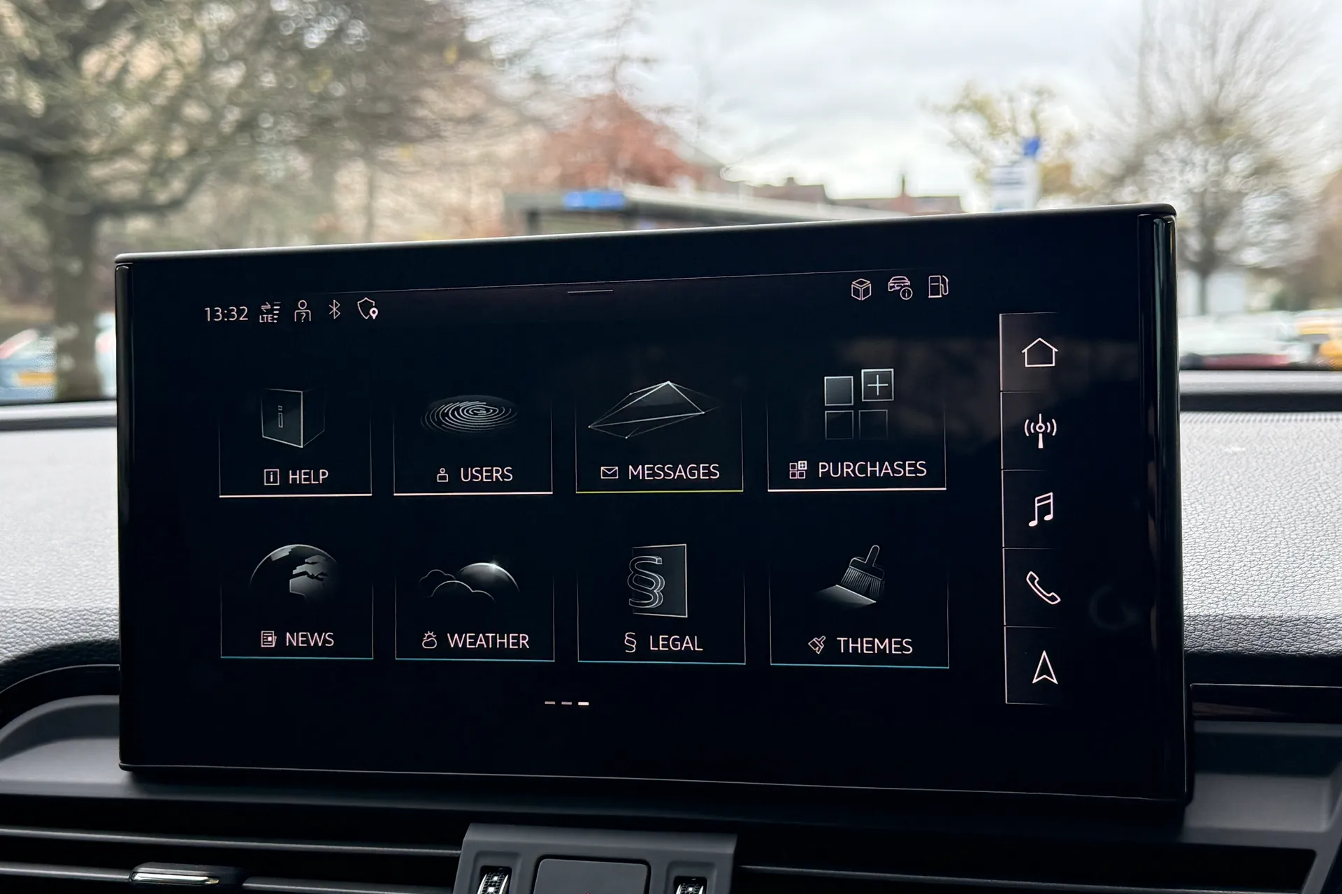 Audi Q5 thumbnail image number 16