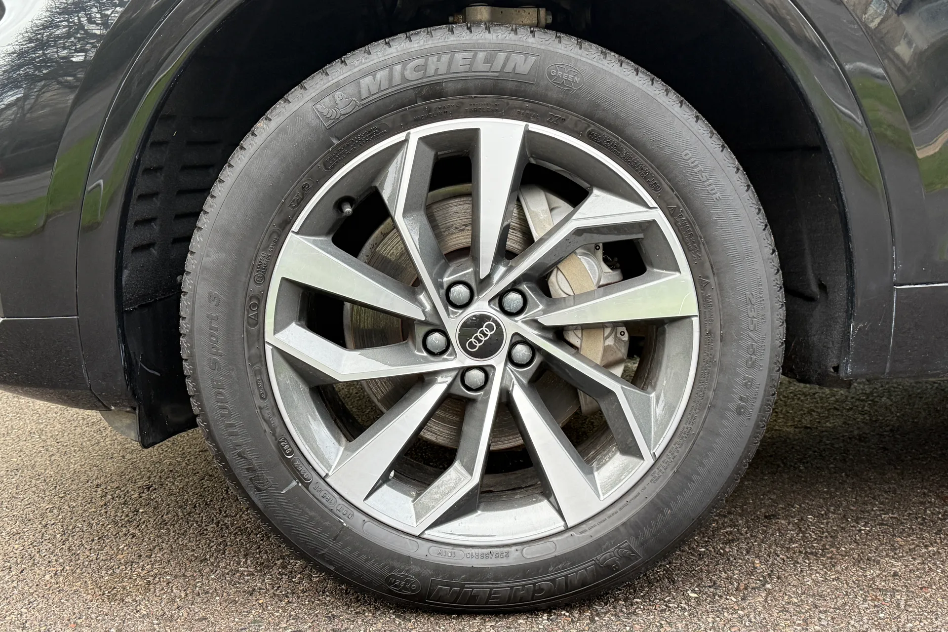 Audi Q5 thumbnail image number 9