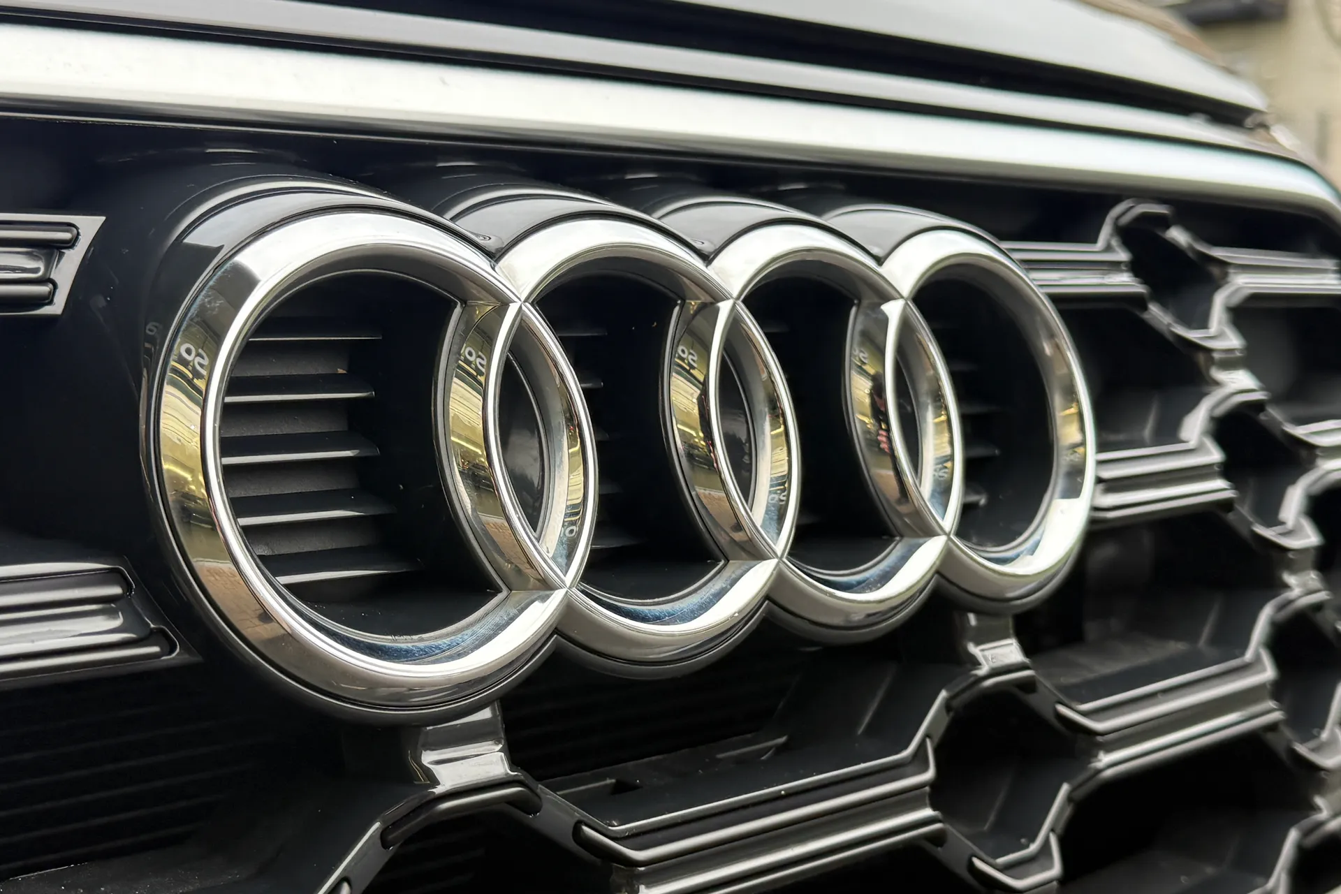 Audi Q5 thumbnail image number 68