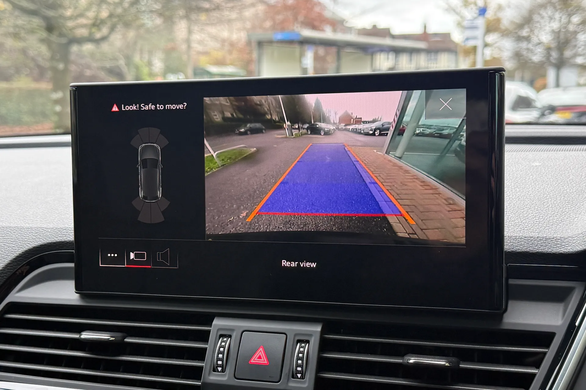 Audi Q5 thumbnail image number 4