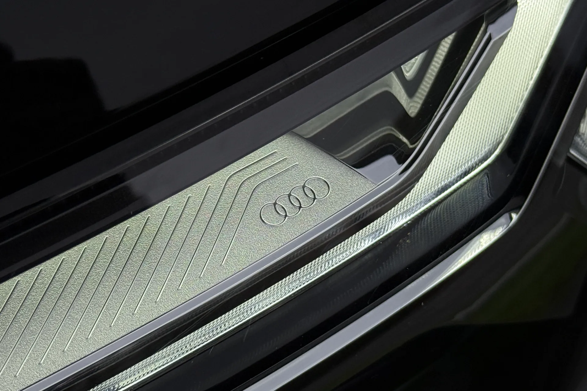 Audi Q5 thumbnail image number 64