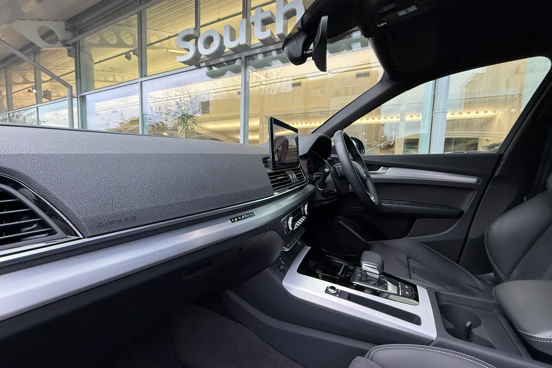 Audi Q5 thumbnail image number 7