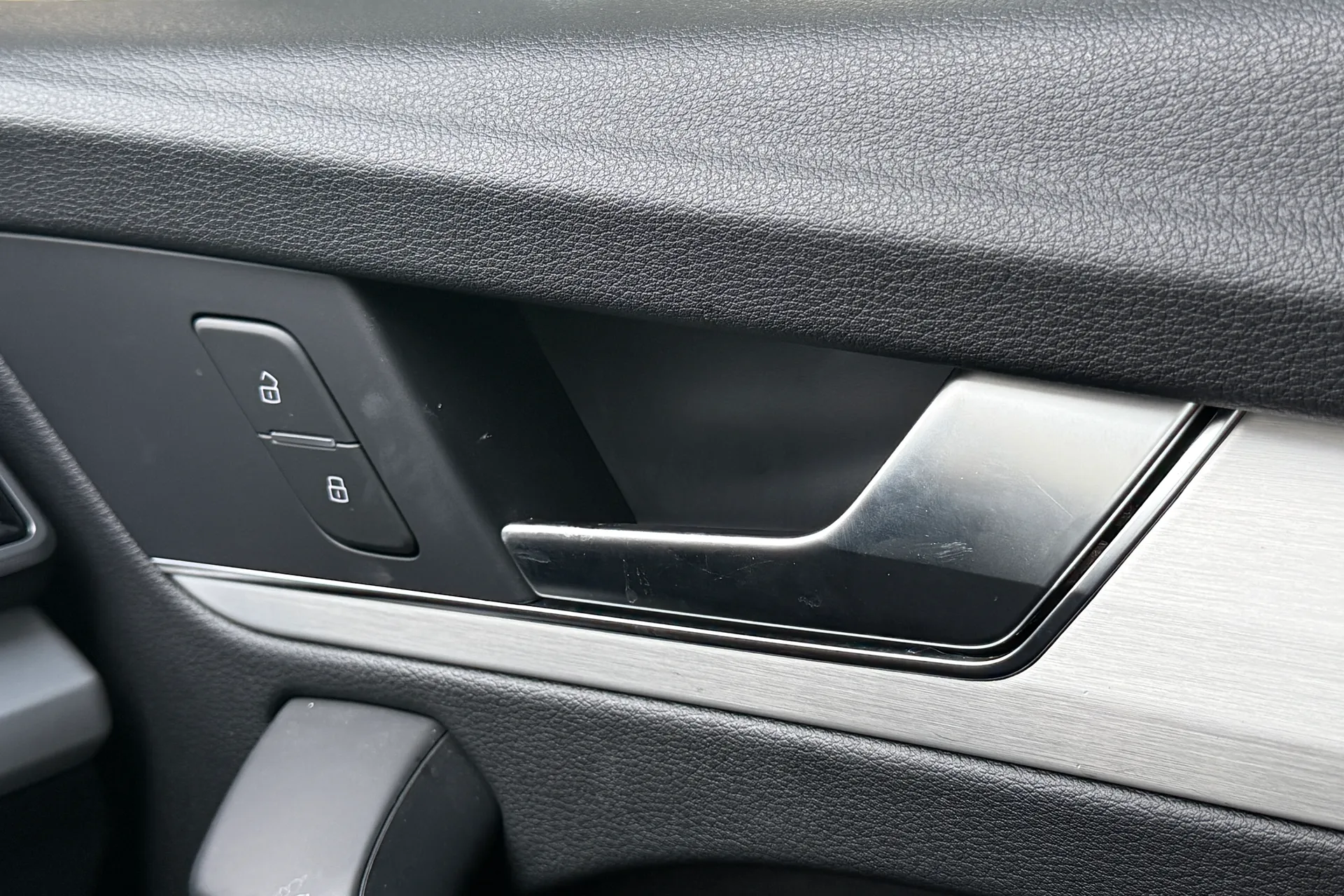 Audi Q5 thumbnail image number 34