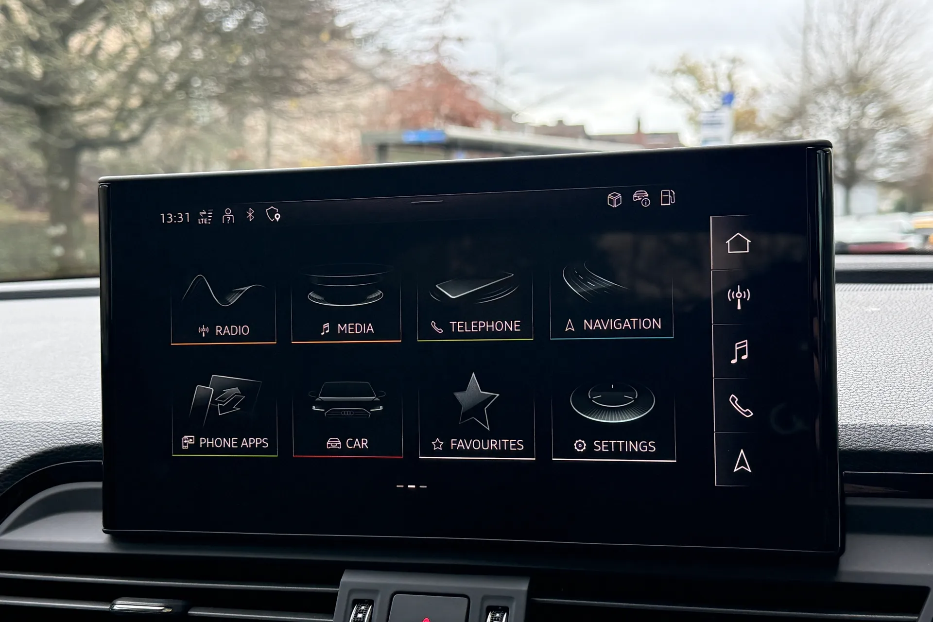 Audi Q5 thumbnail image number 15