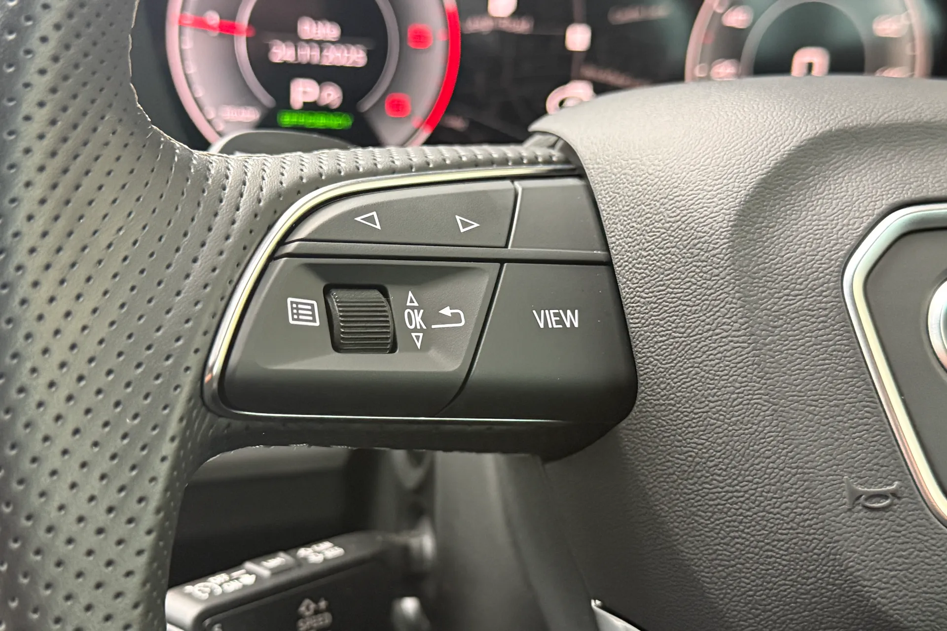 Audi Q5 thumbnail image number 29