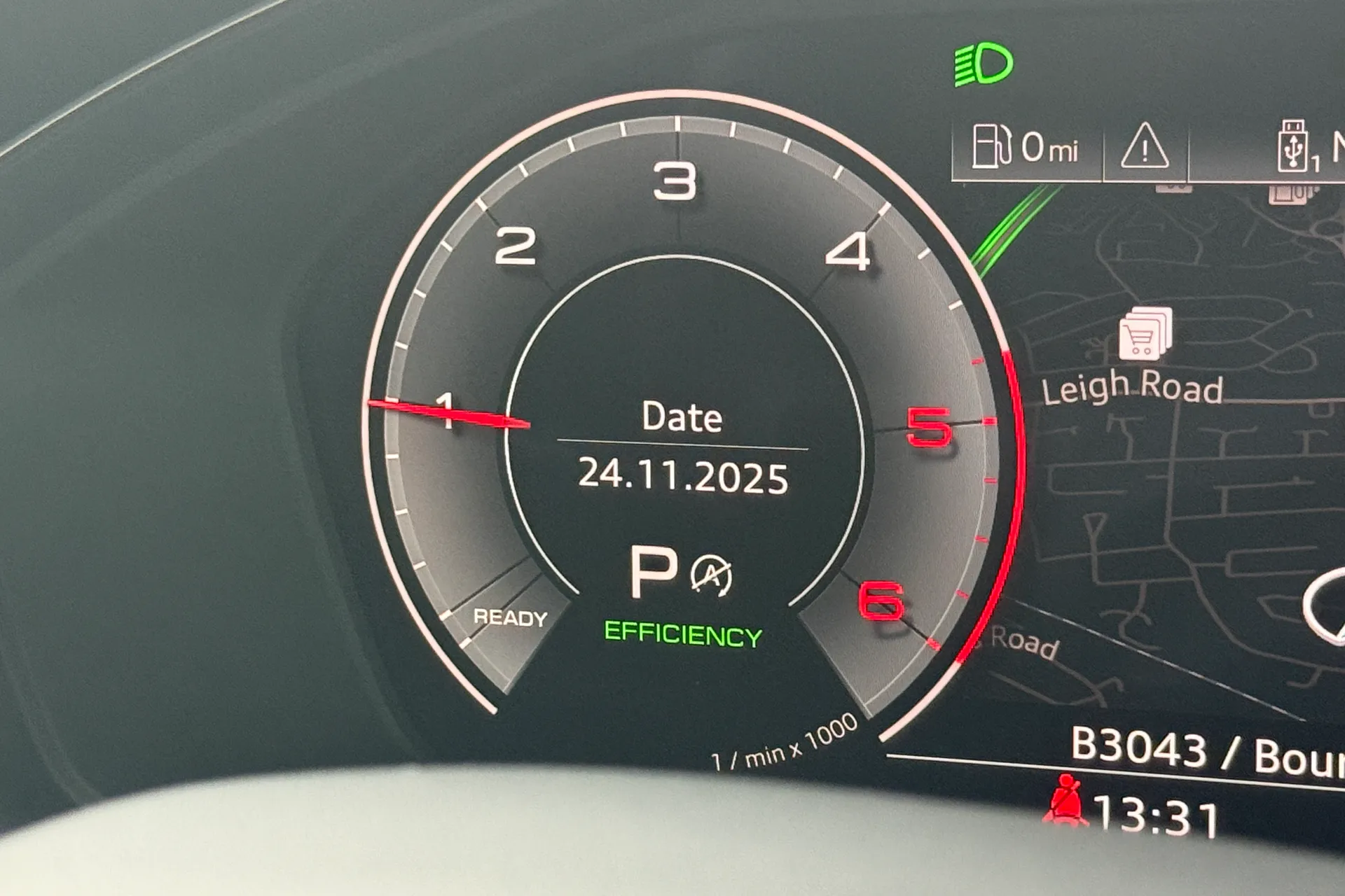 Audi Q5 thumbnail image number 11