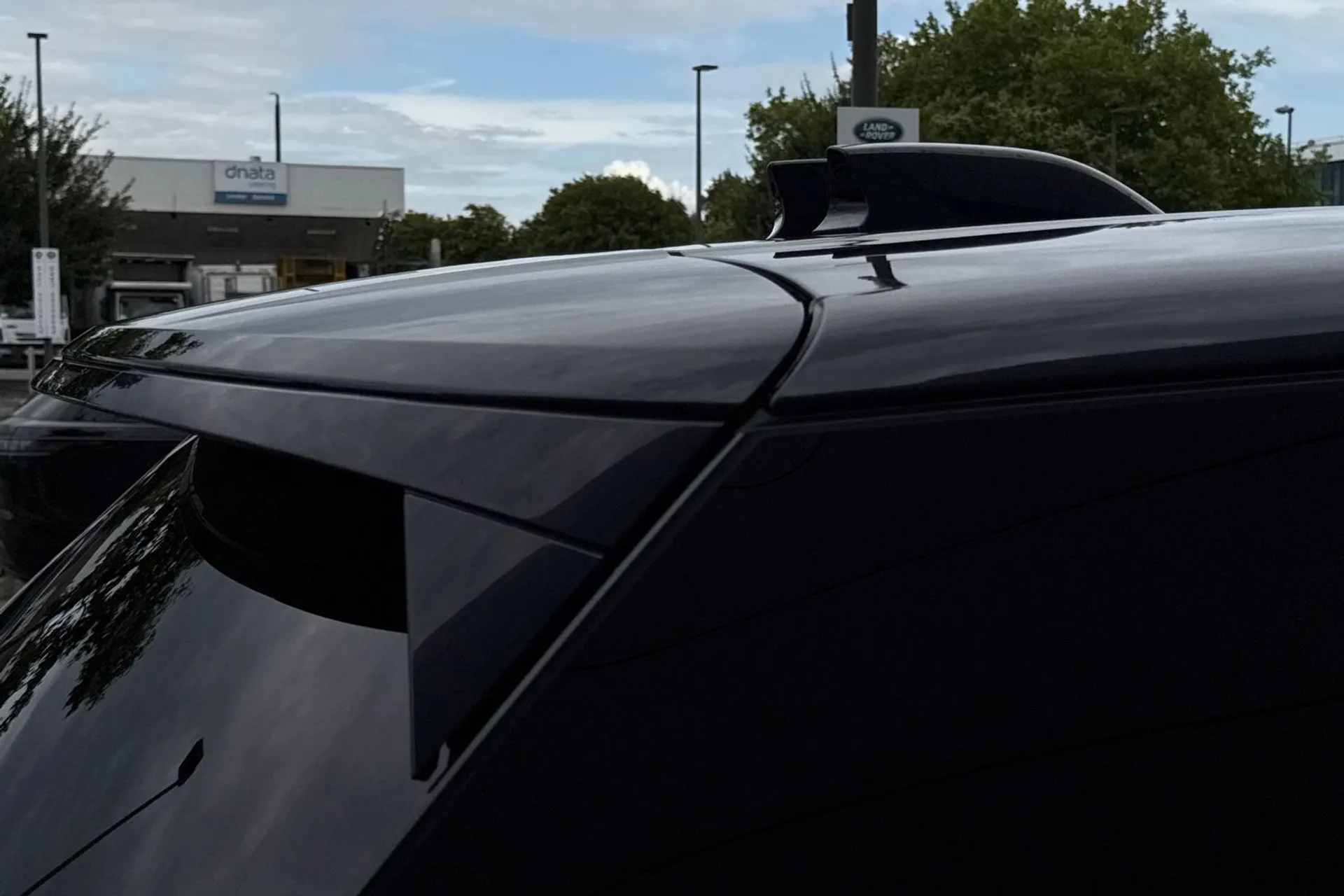 LAND ROVER RANGE ROVER thumbnail image number 20