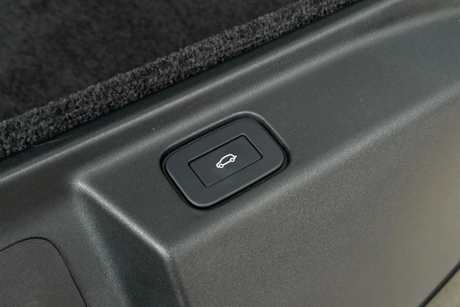 LAND ROVER RANGE ROVER thumbnail image number 33