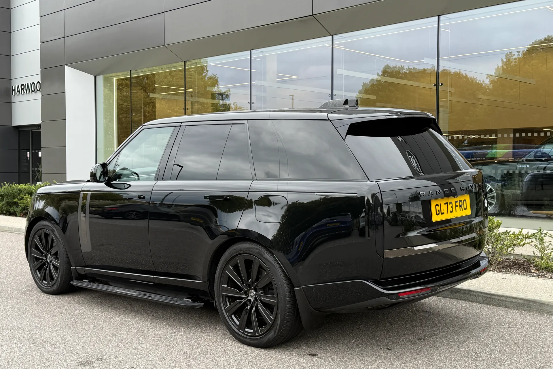 LAND ROVER RANGE ROVER thumbnail image number 17