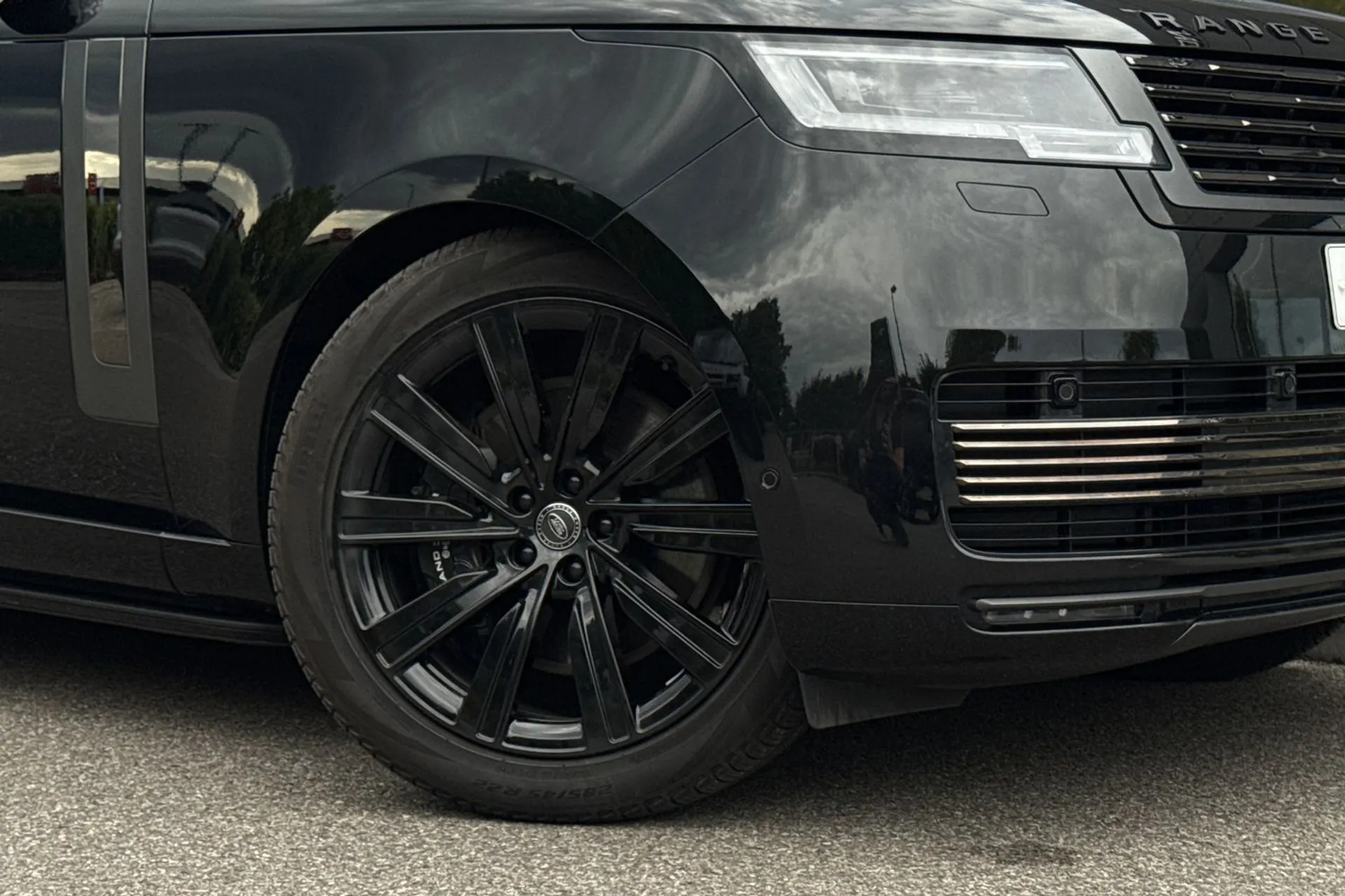 LAND ROVER RANGE ROVER thumbnail image number 10