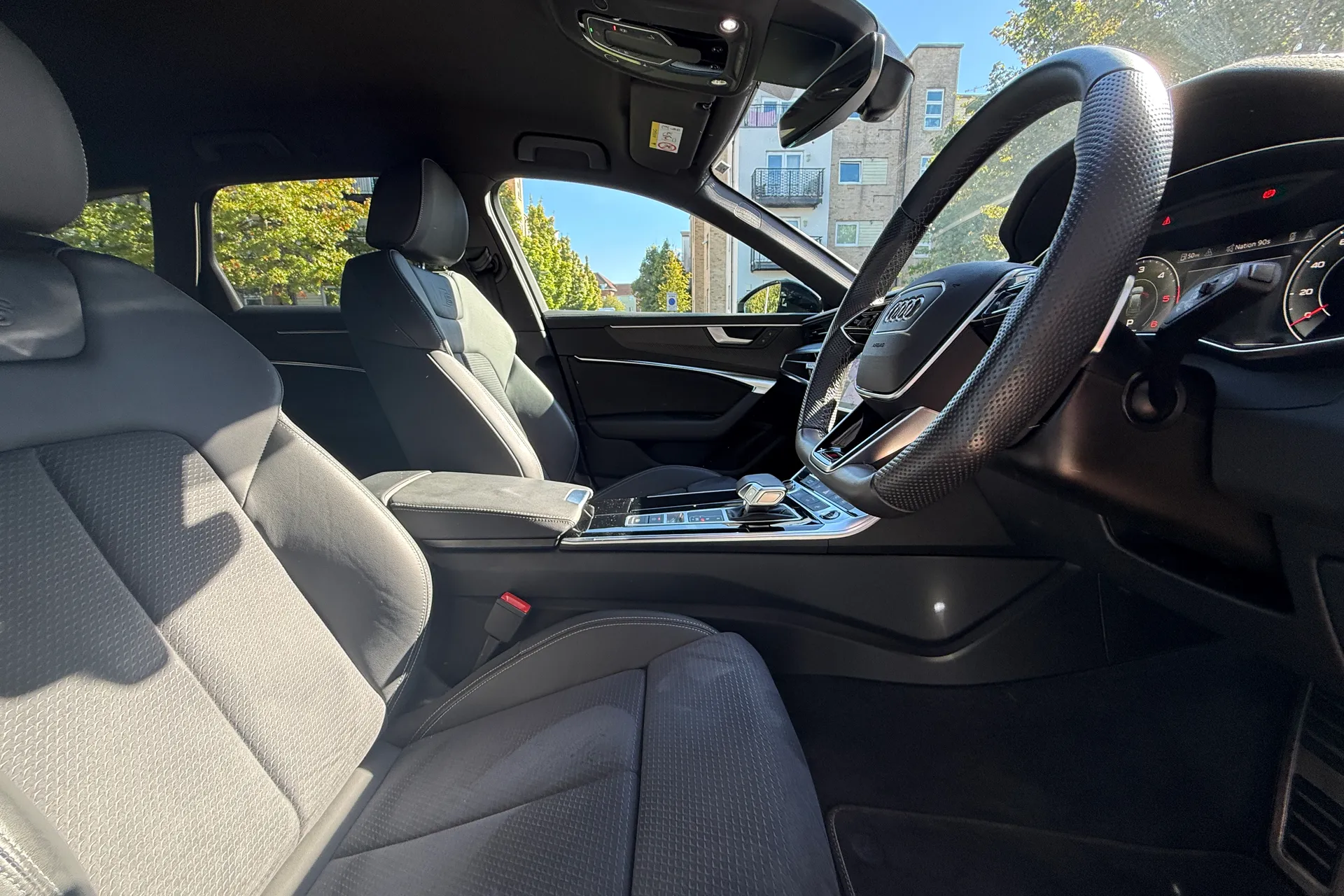 Audi A6 thumbnail image number 26