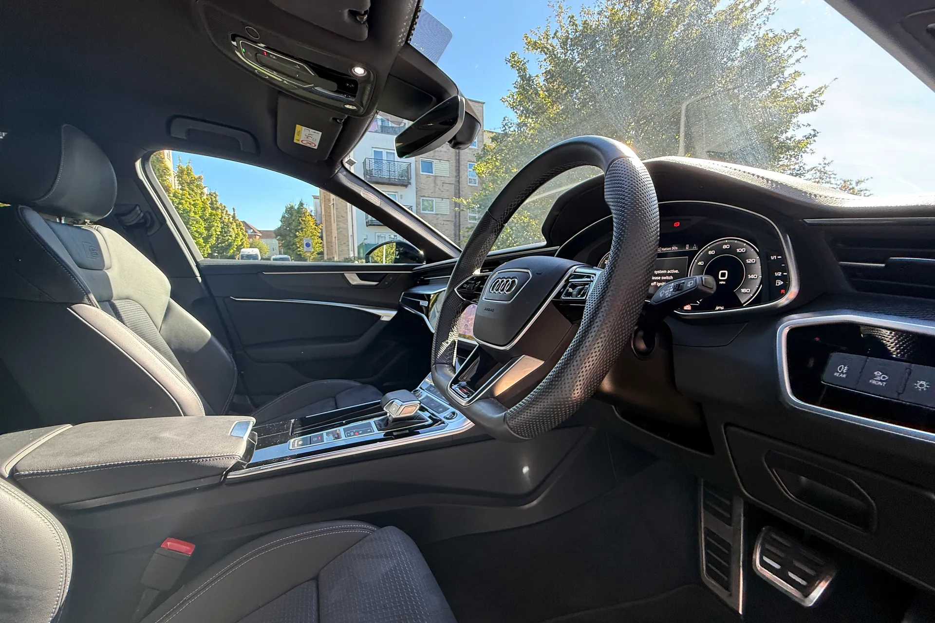 Audi A6 thumbnail image number 27