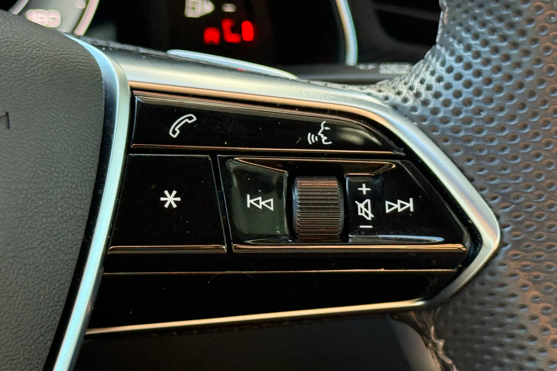 Audi A6 thumbnail image number 11