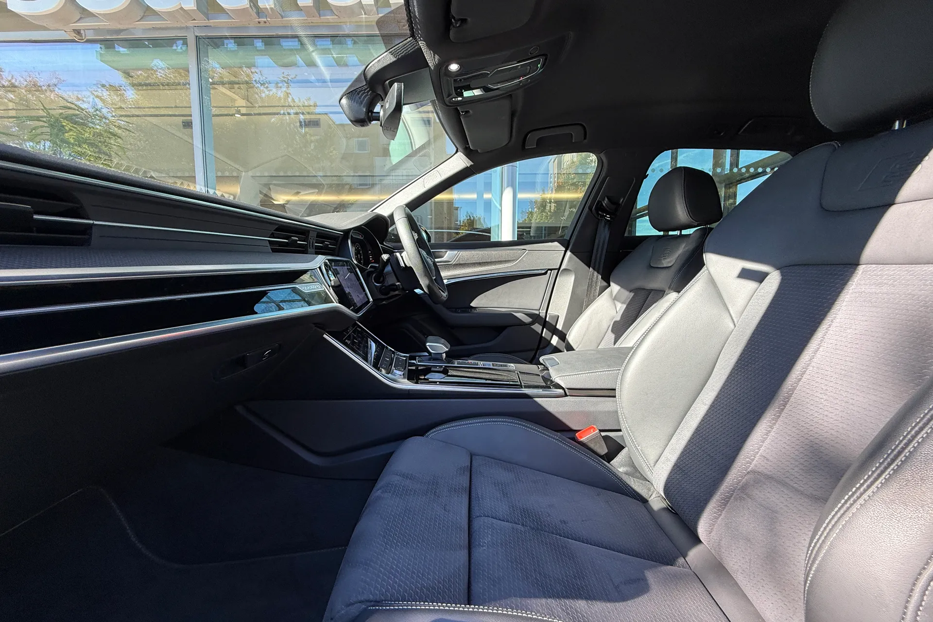 Audi A6 thumbnail image number 50