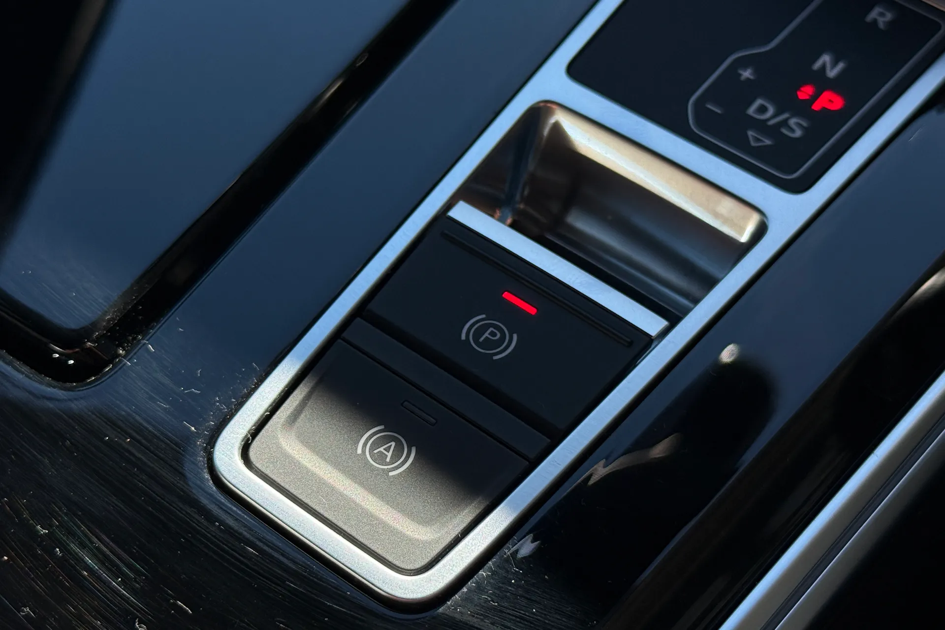 Audi A6 thumbnail image number 21