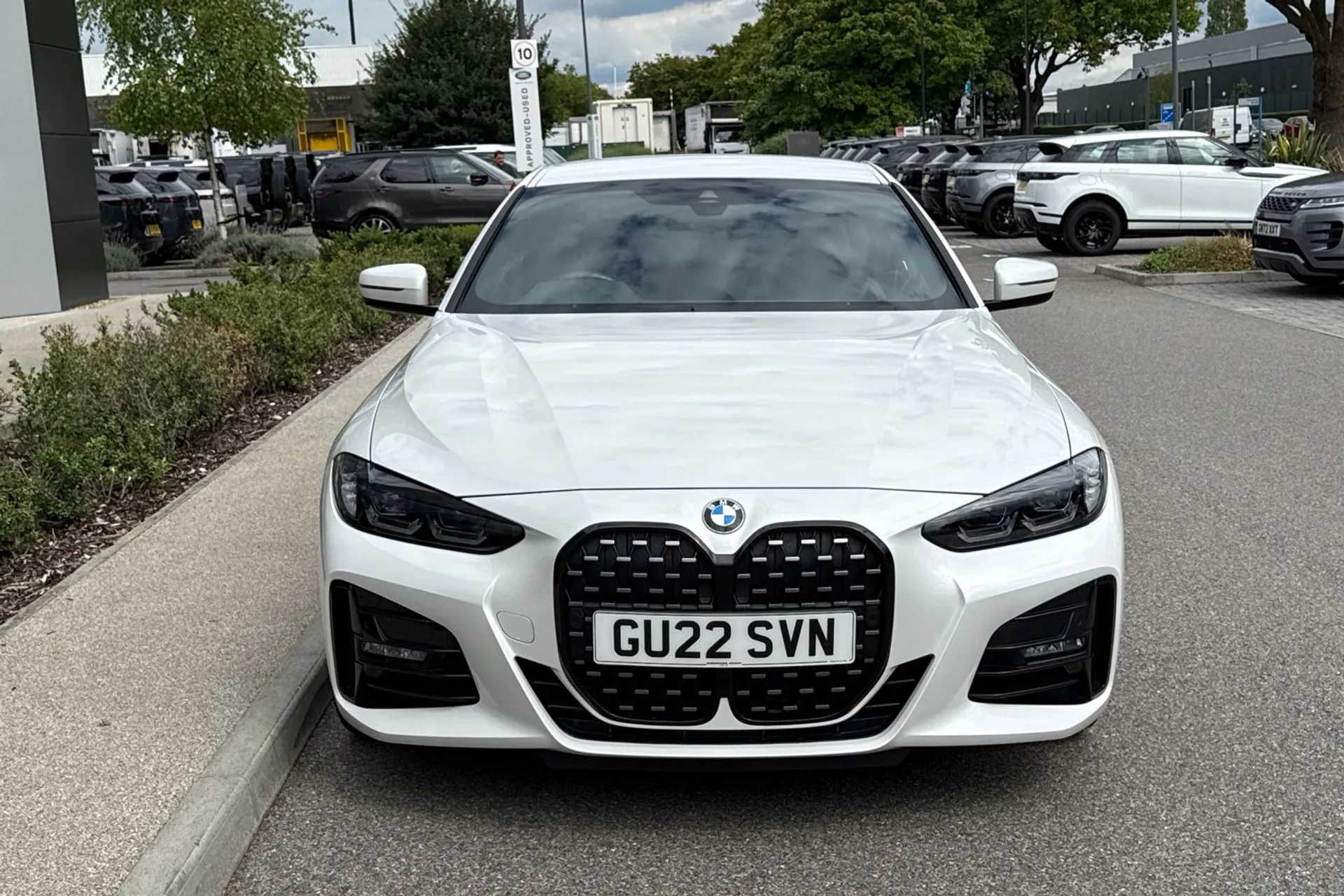 BMW 4 SERIES thumbnail image number 16