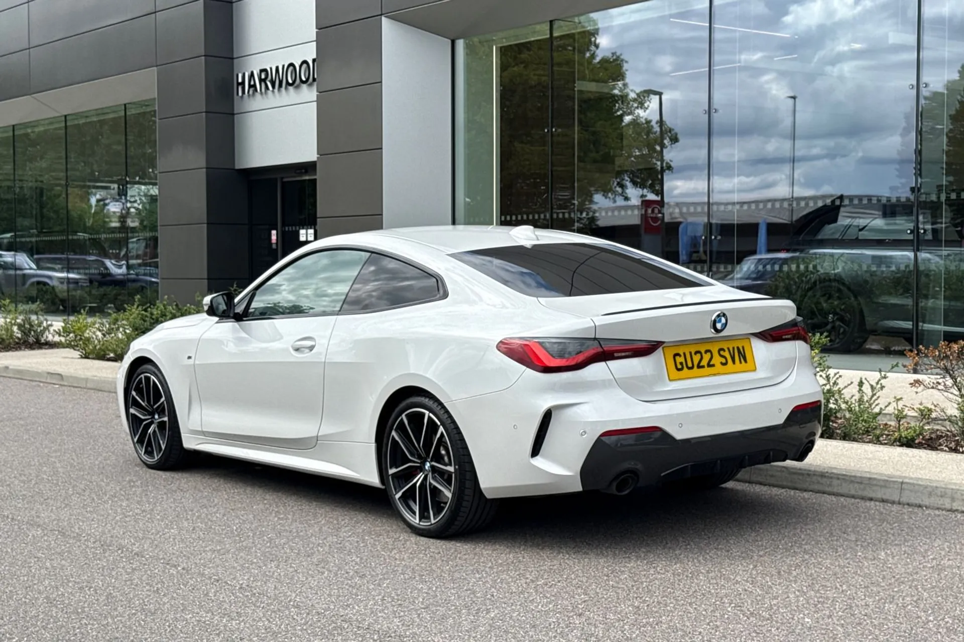 BMW 4 SERIES thumbnail image number 13