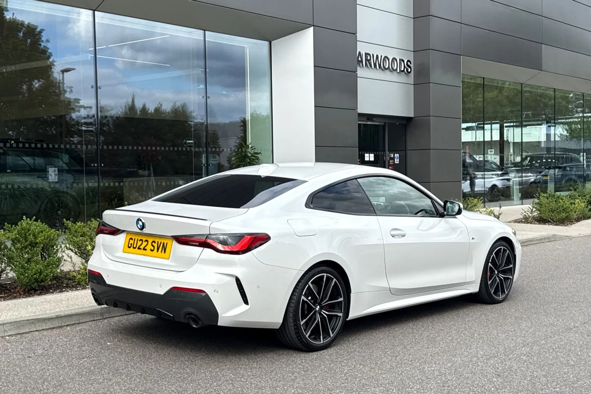 BMW 4 SERIES thumbnail image number 10