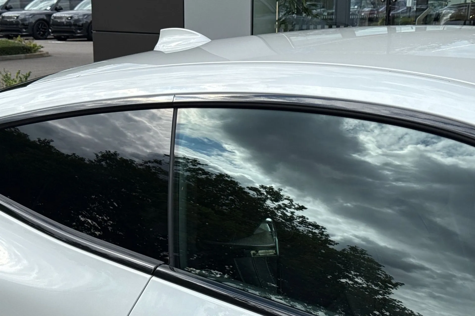 BMW 4 SERIES thumbnail image number 36