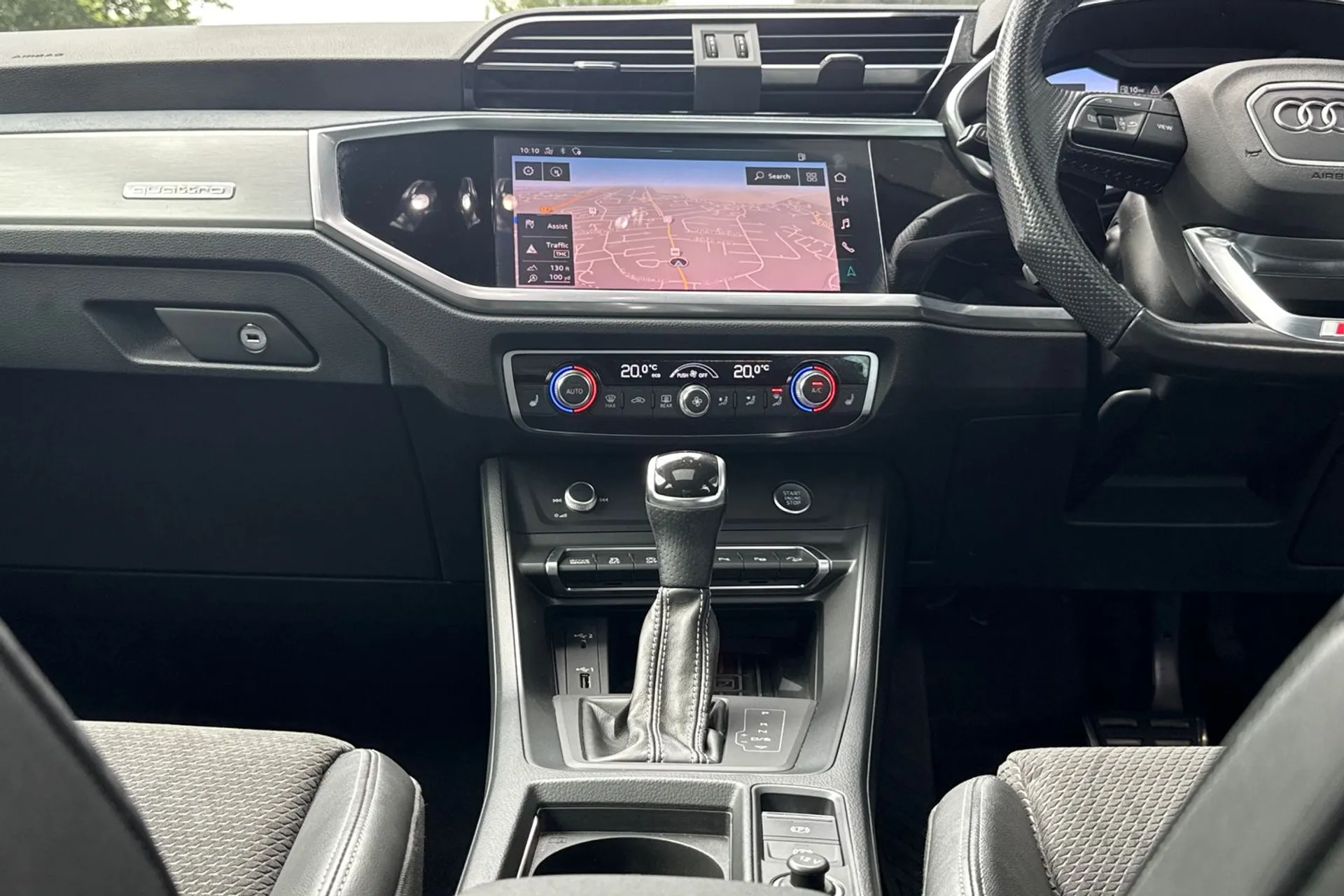 Audi Q3 thumbnail image number 32
