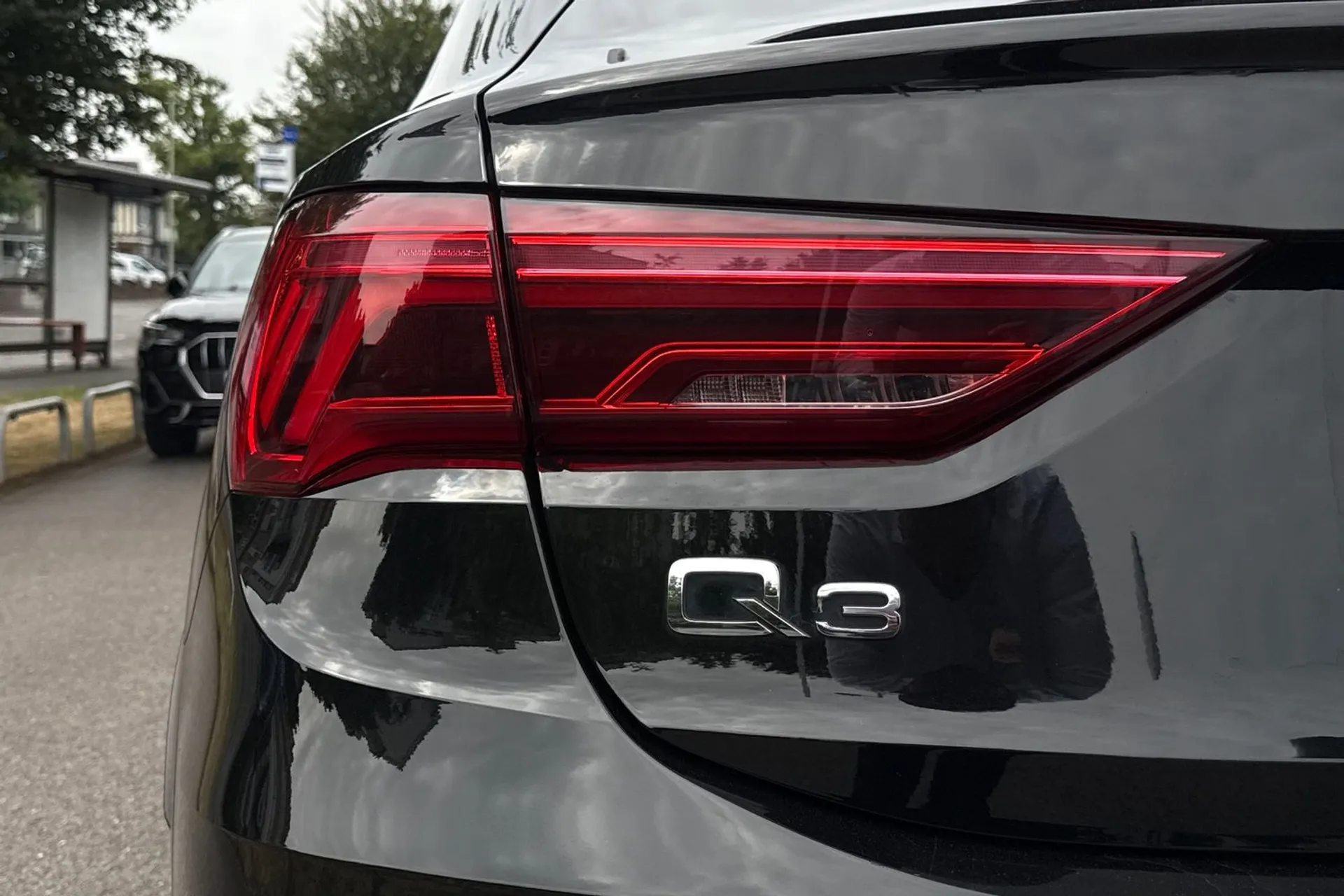 Audi Q3 thumbnail image number 47