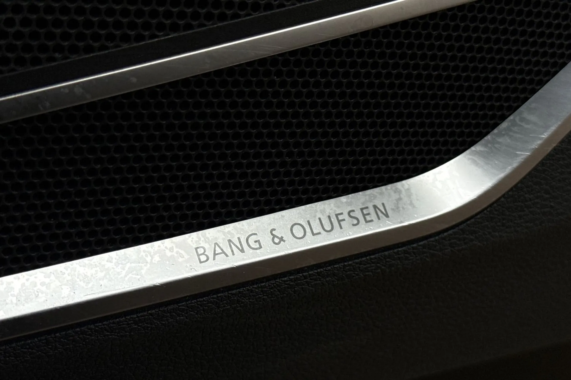 Audi Q3 thumbnail image number 50